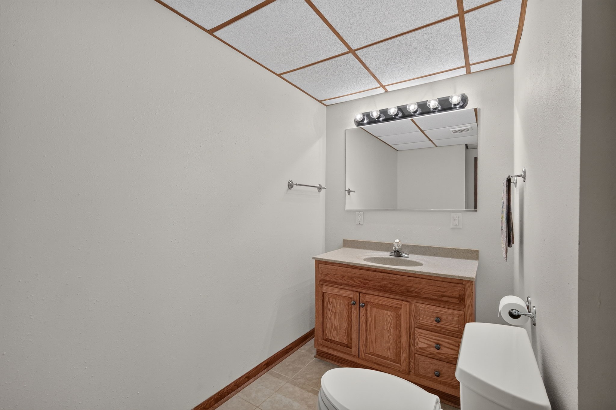 1501 Nw Campus Drive Property Photo 27