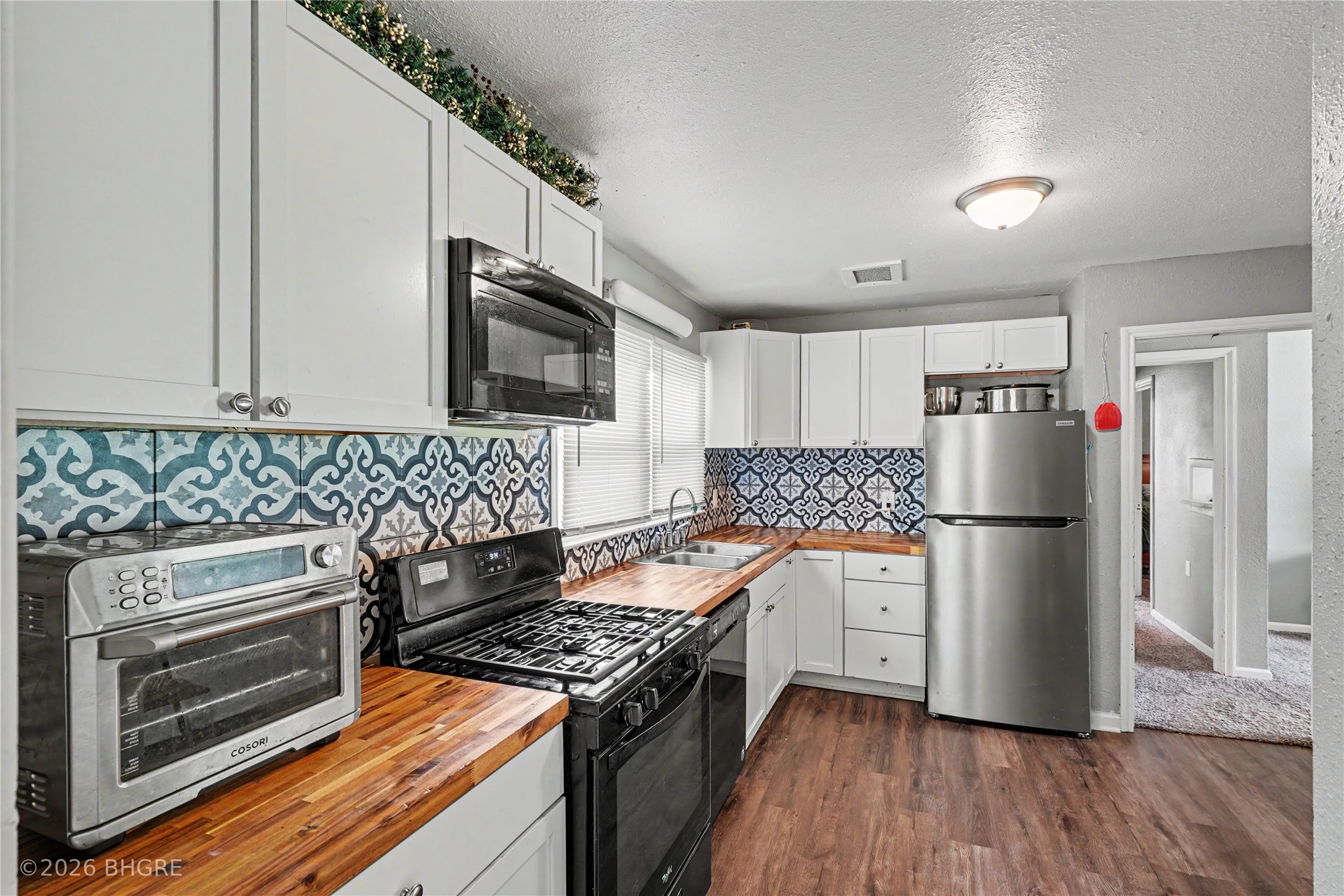 805 Payton Avenue Property Photo 8