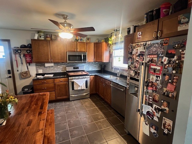 1611 Douglas Avenue Property Photo 15