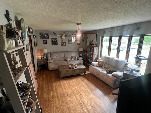 1611 Douglas Avenue Property Photo 26