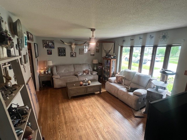 1611 Douglas Avenue Property Photo 27
