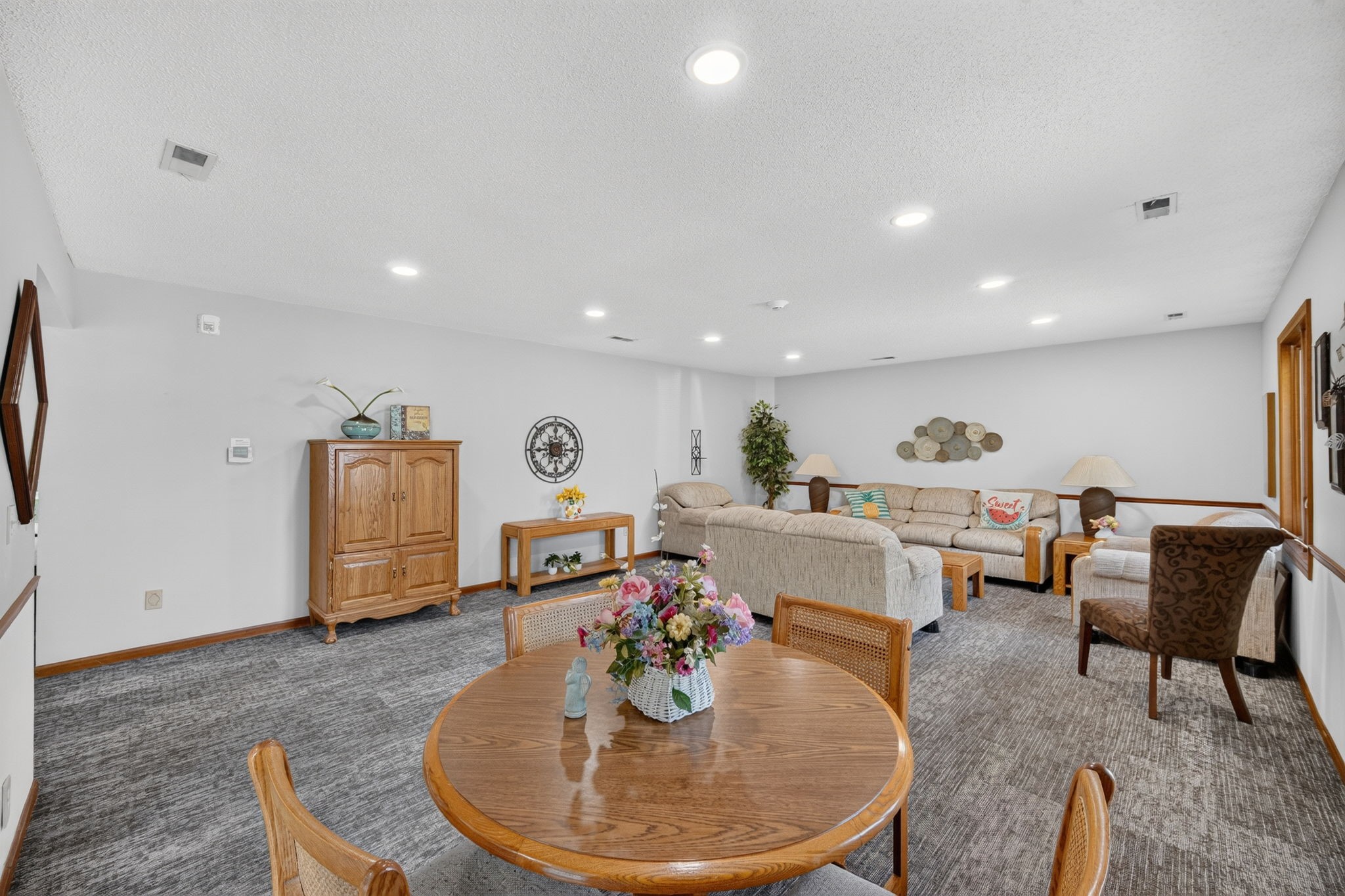 411 Se Delaware Avenue 310 Property Photo 28