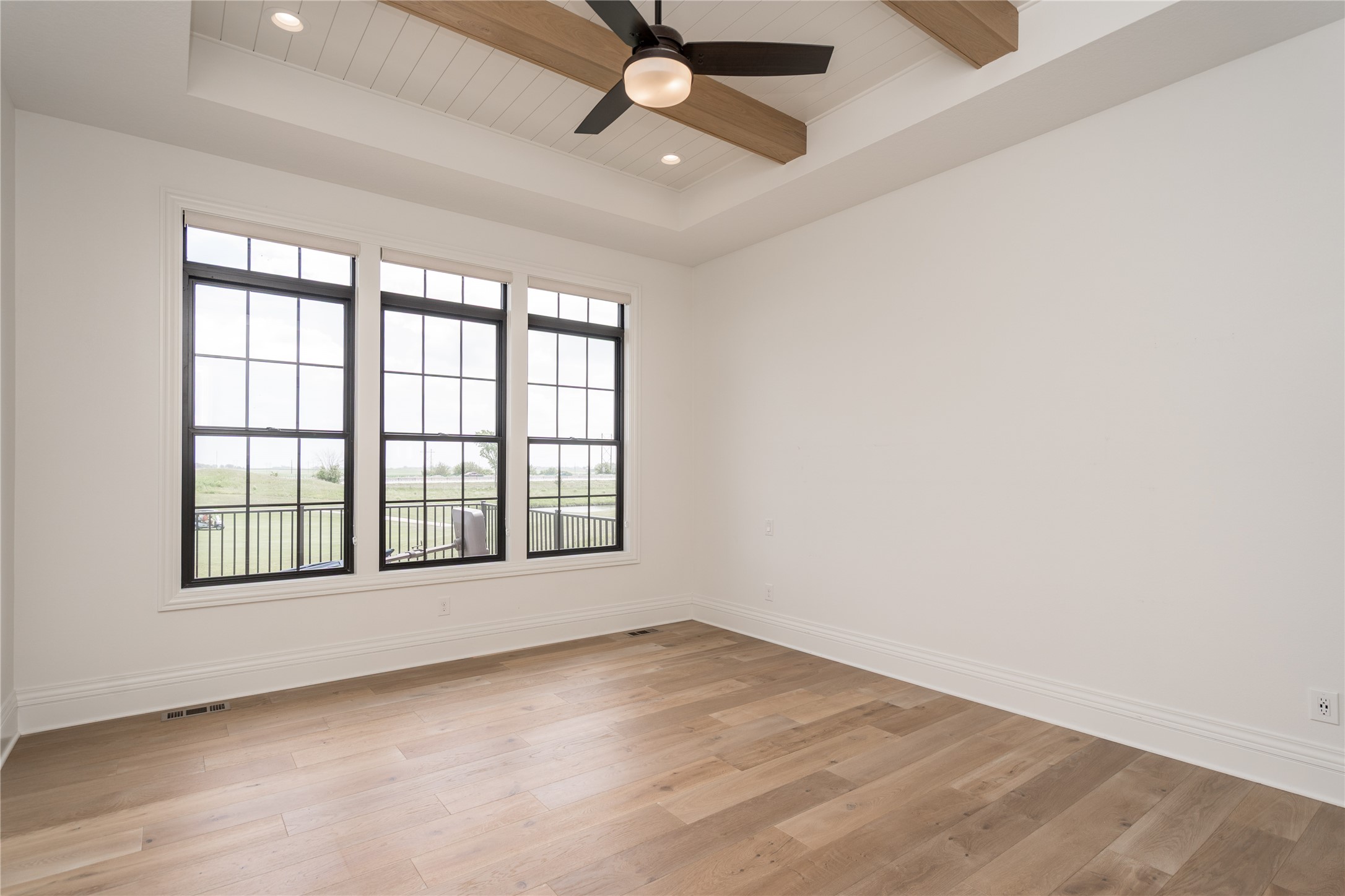 5121 Ne Seneca Drive Property Photo 15