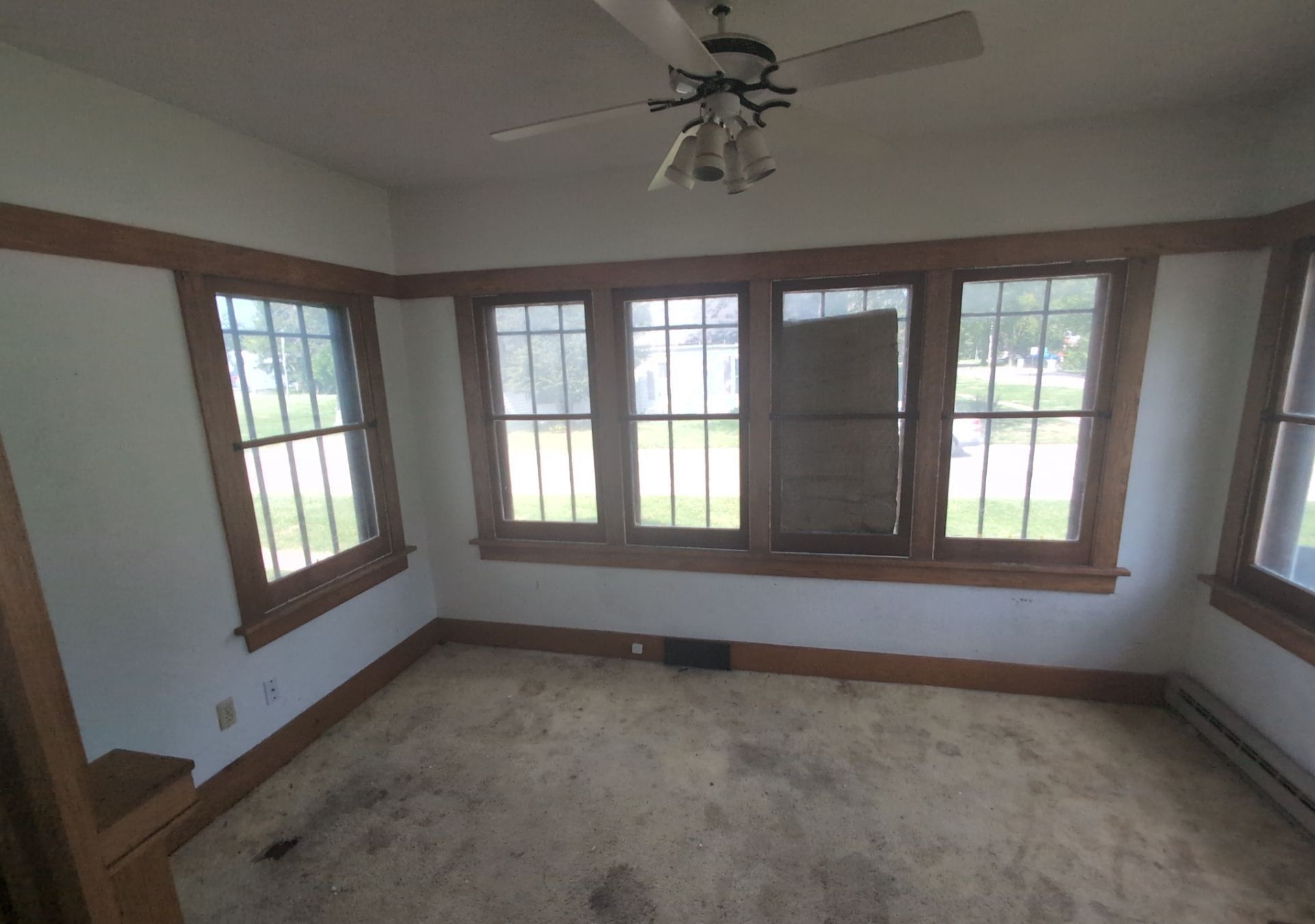624 Willis Avenue Property Photo 3