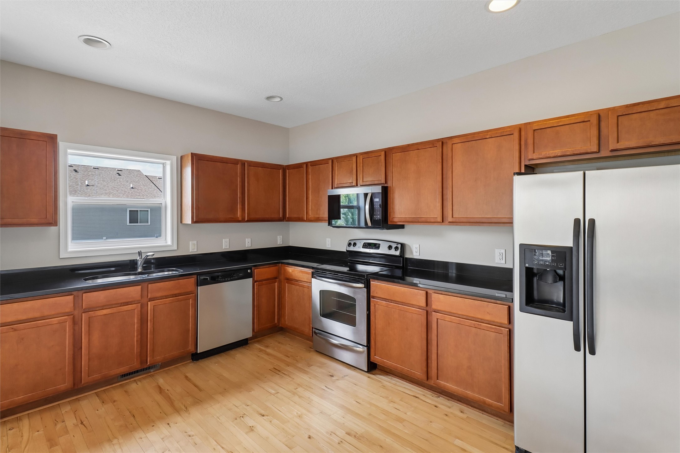 225 Se Booth Avenue Property Photo 10