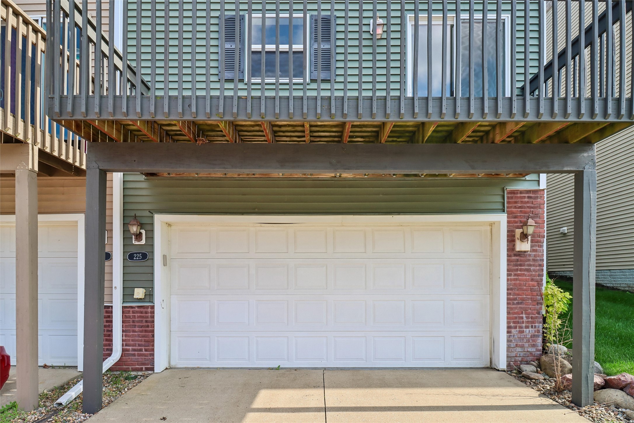 225 Se Booth Avenue Property Photo 24
