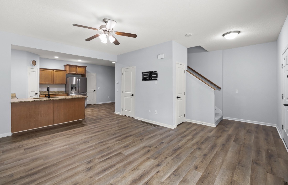 9175 Coneflower Drive 104 Property Photo 3