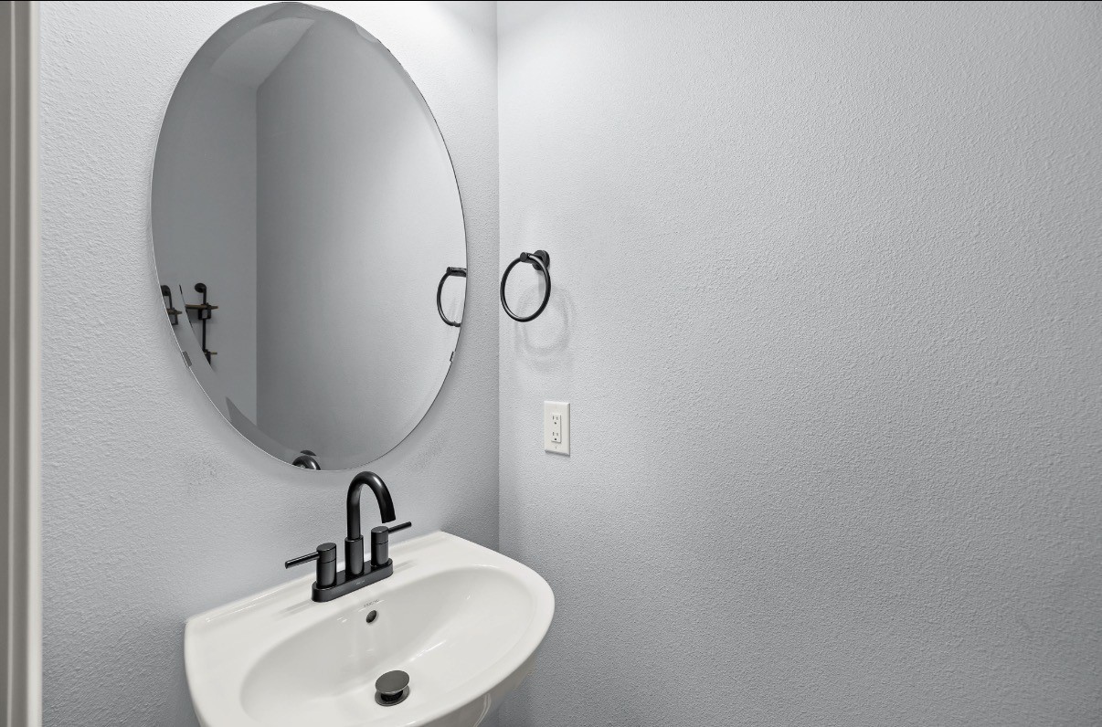 9175 Coneflower Drive 104 Property Photo 5