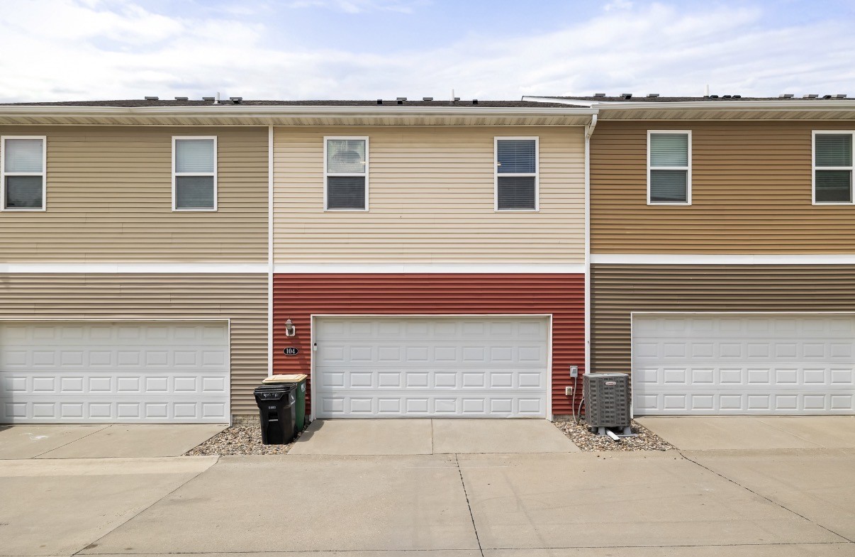 9175 Coneflower Drive 104 Property Photo 14