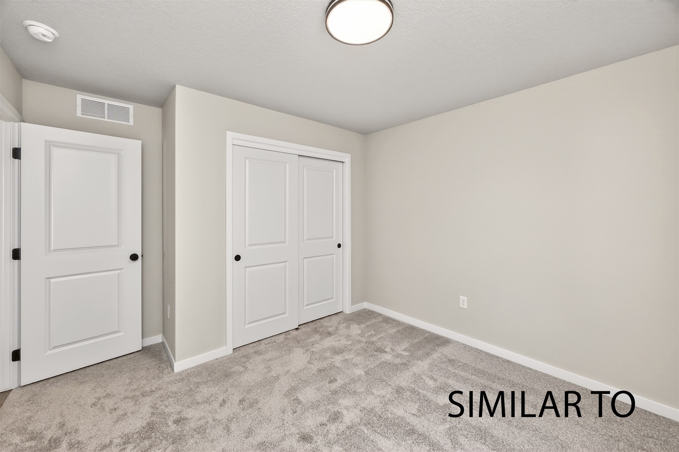 4388 Honey Bee Ridge Property Photo 7