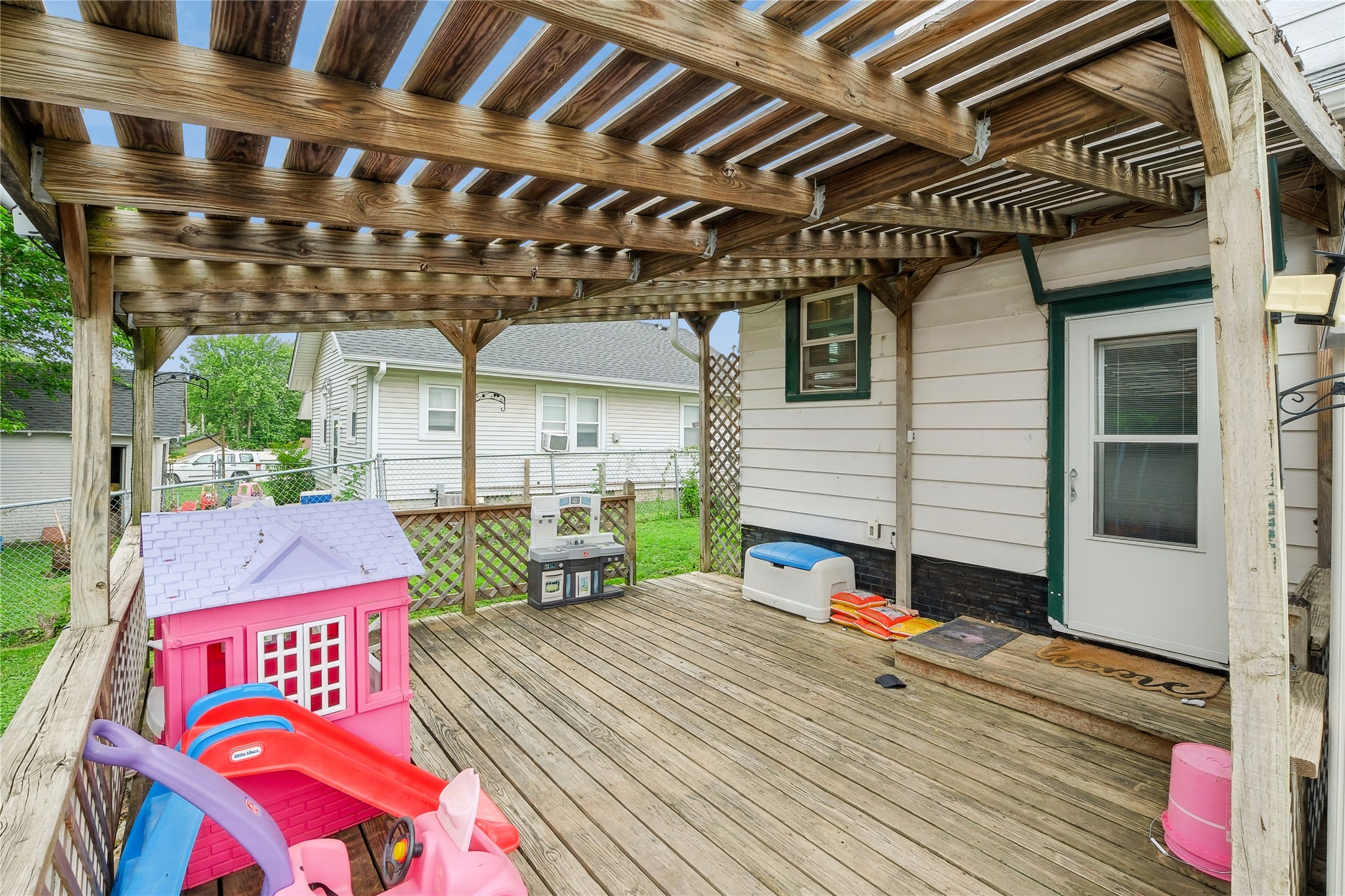 1325 N 4th Avenue E Property Photo 20