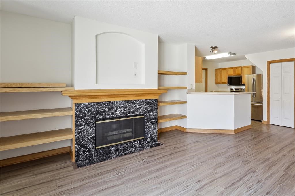 811 Burr Oaks Drive 1110 Property Photo 15