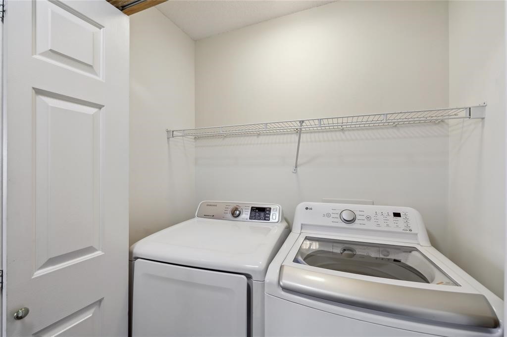 811 Burr Oaks Drive 1110 Property Photo 19