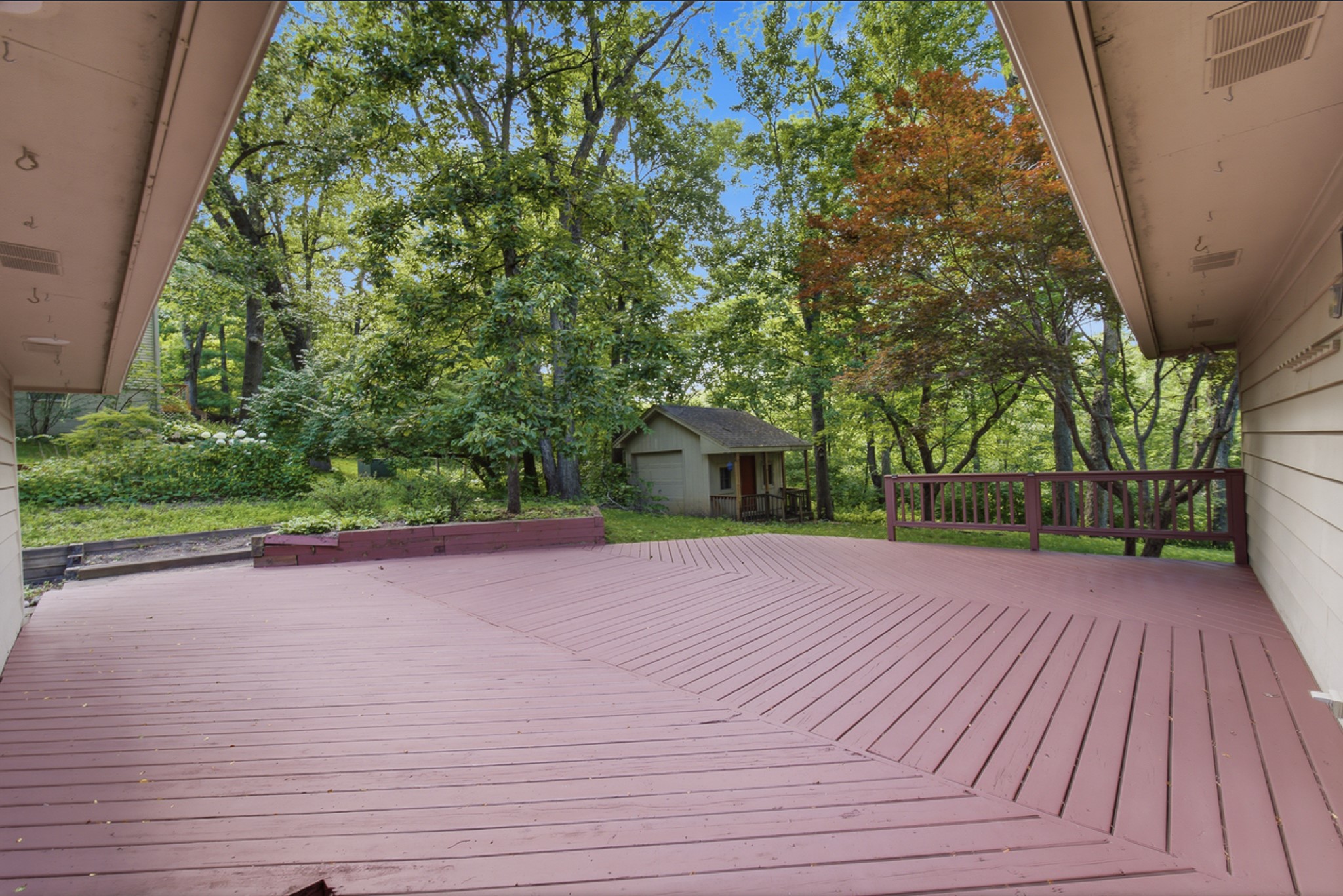 1613 Thornwood Road Property Photo 29