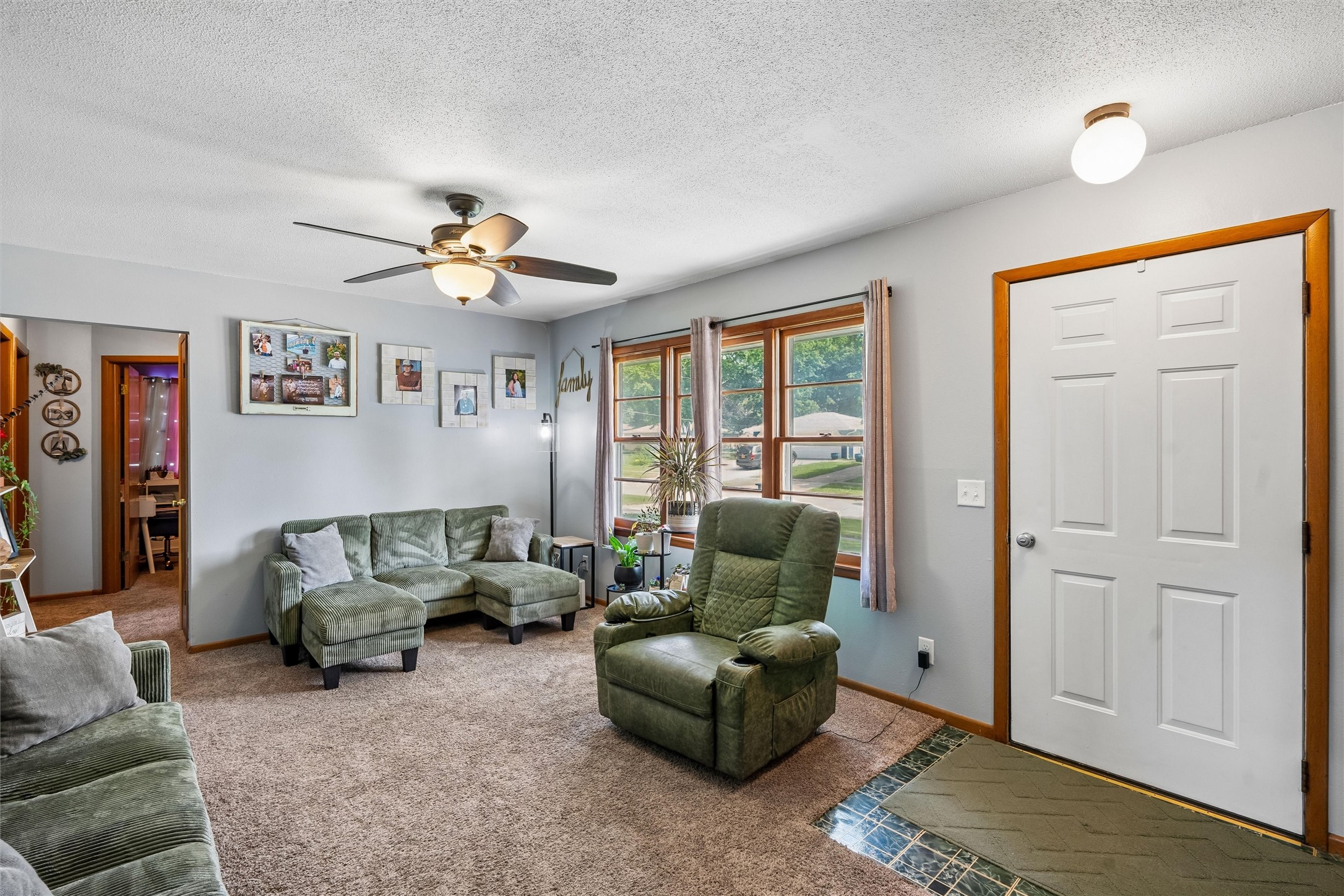 1226 Sw Lynn Drive Property Photo 5