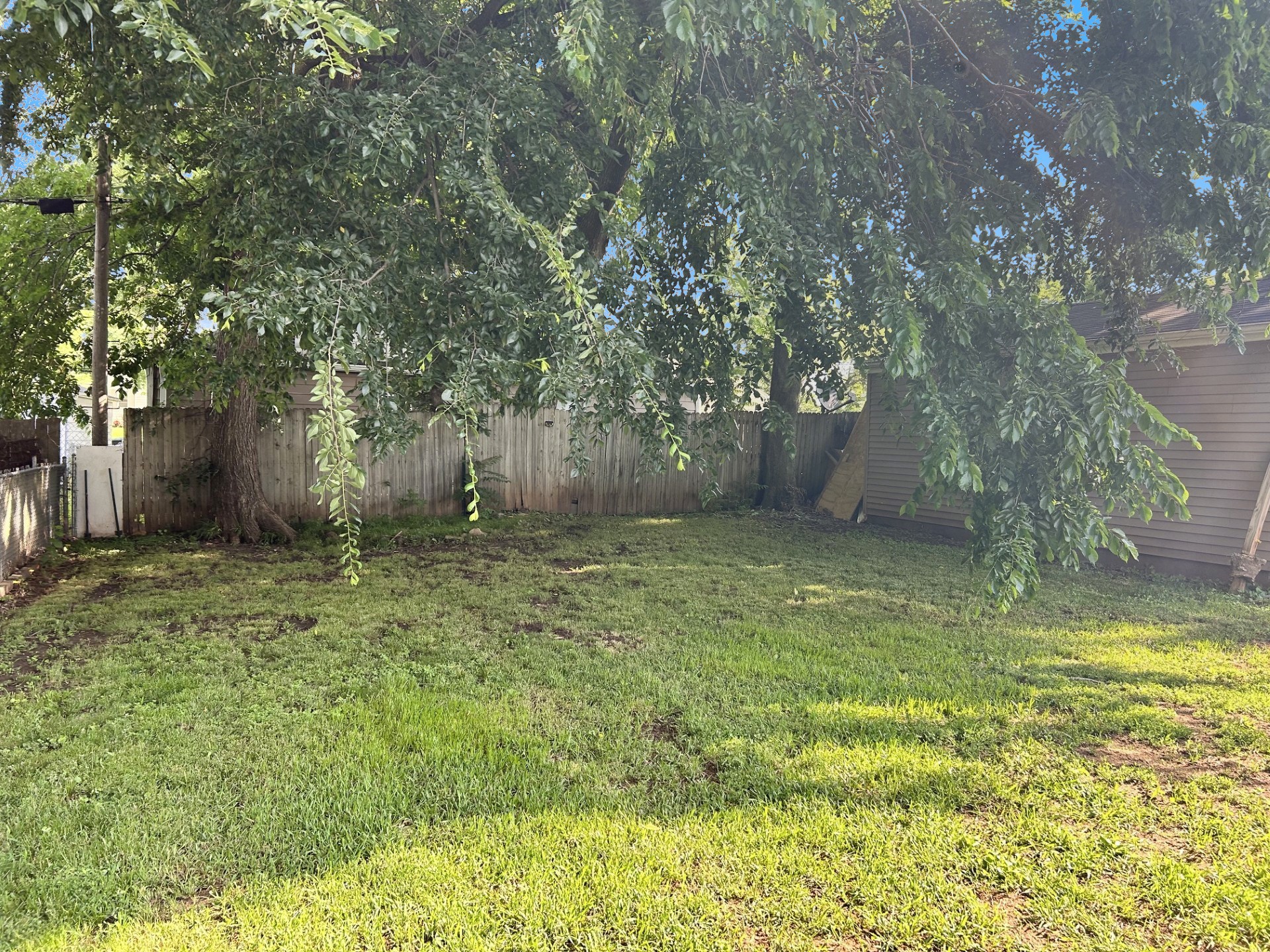 215 Mckinley Avenue Property Photo 9