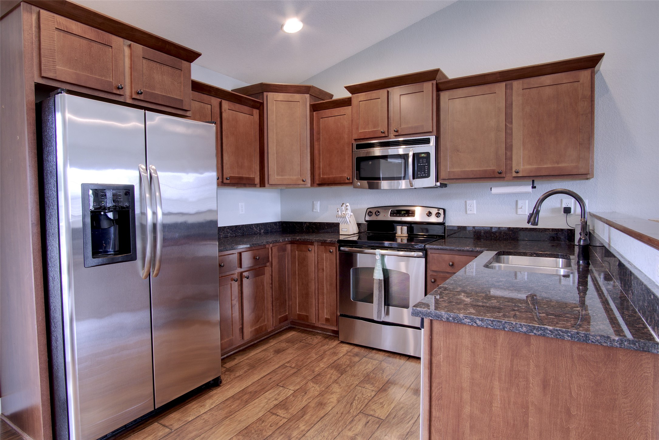 410 3rd Street Se Property Photo 8