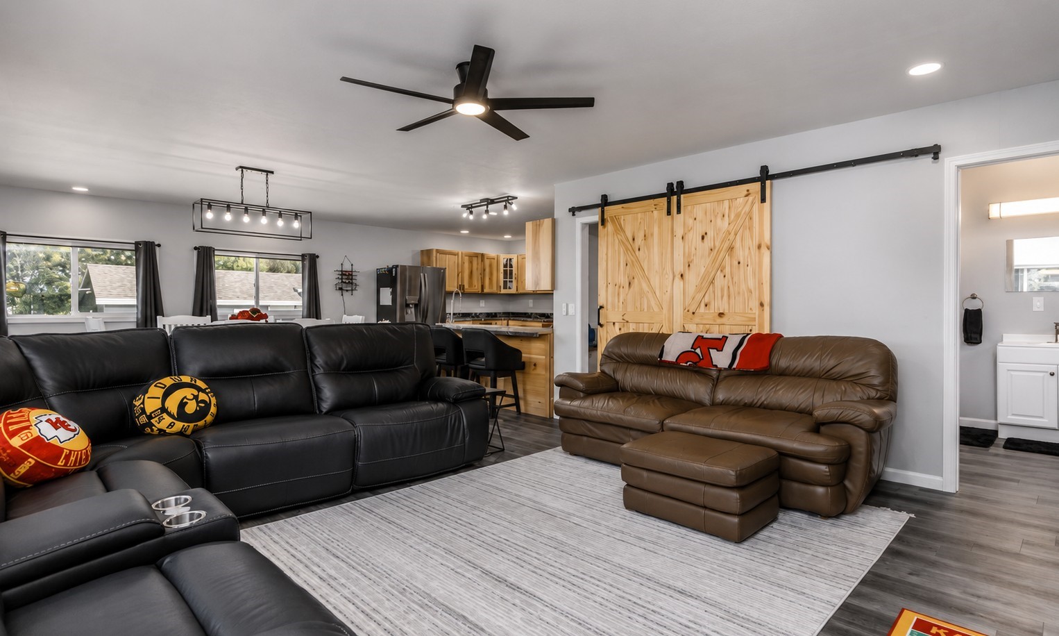 204 E Mckinley Street Property Photo 11