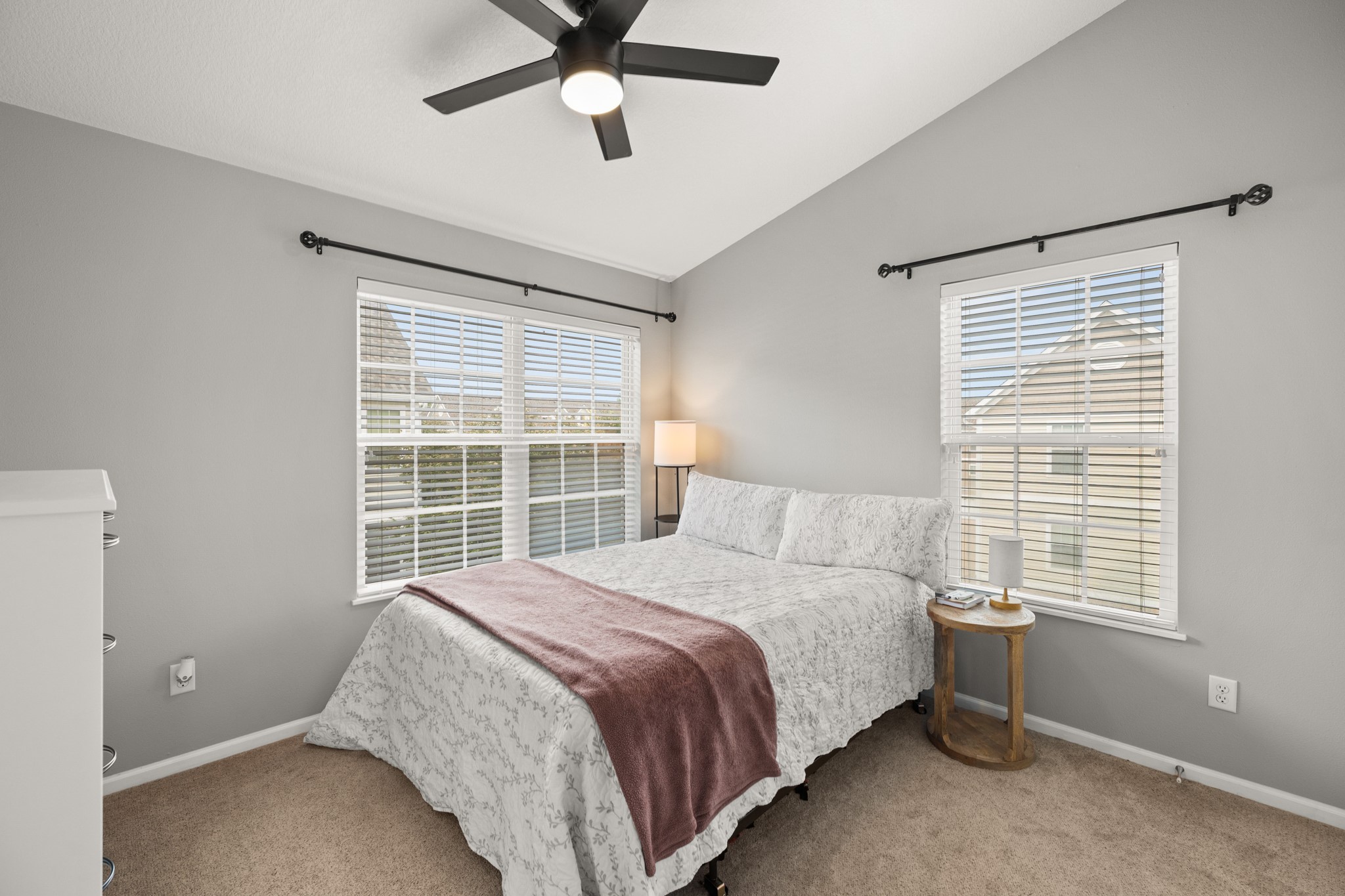 15226 Greenbelt Drive Property Photo 14