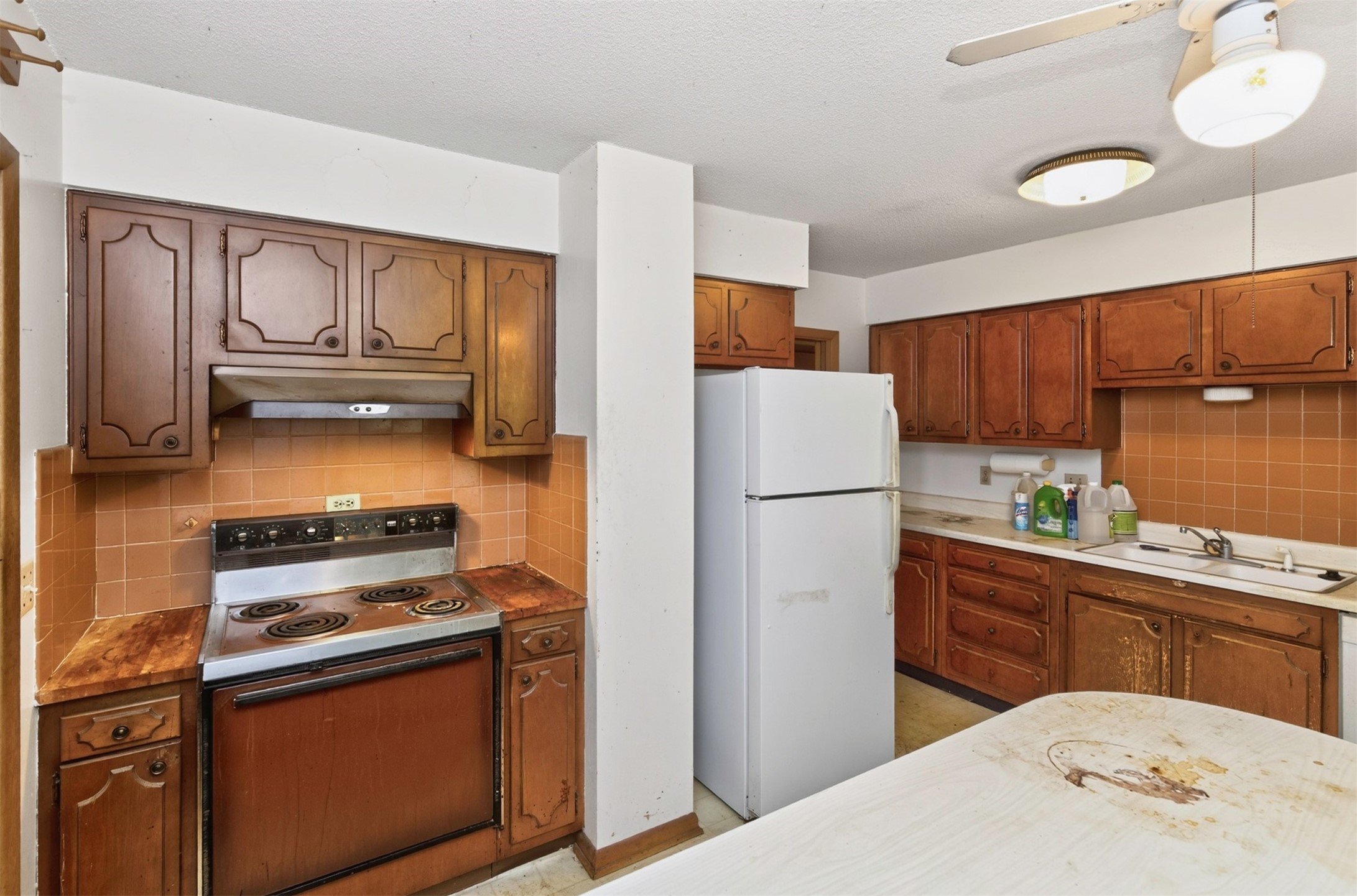 6514 Lincoln Avenue Property Photo 12