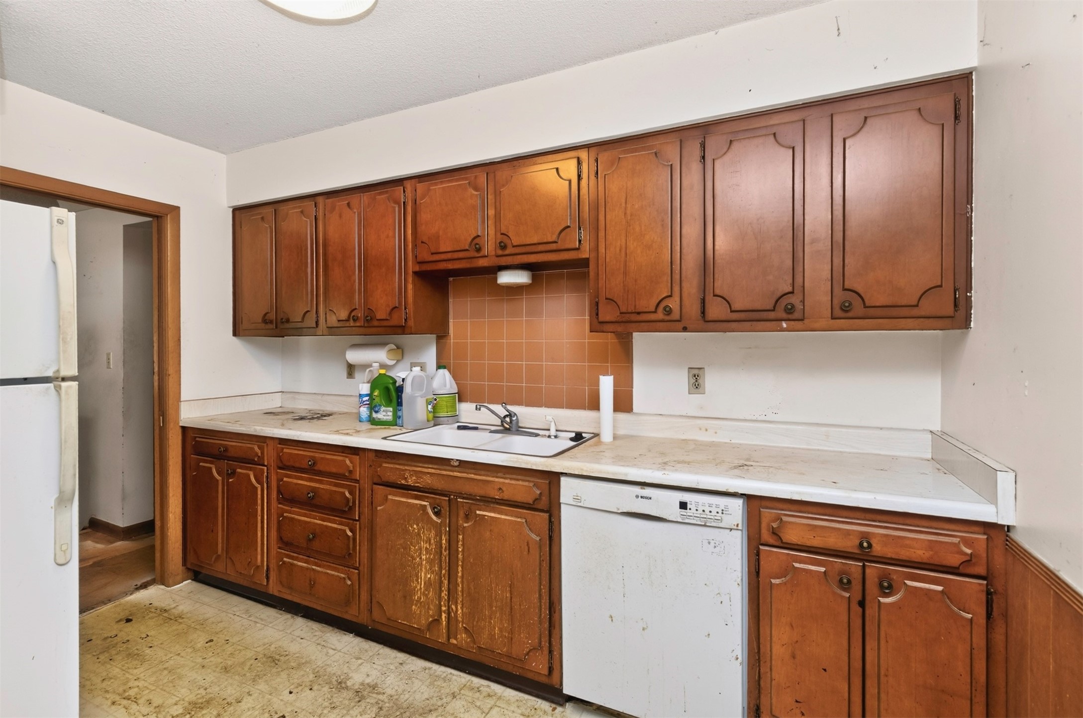 6514 Lincoln Avenue Property Photo 13
