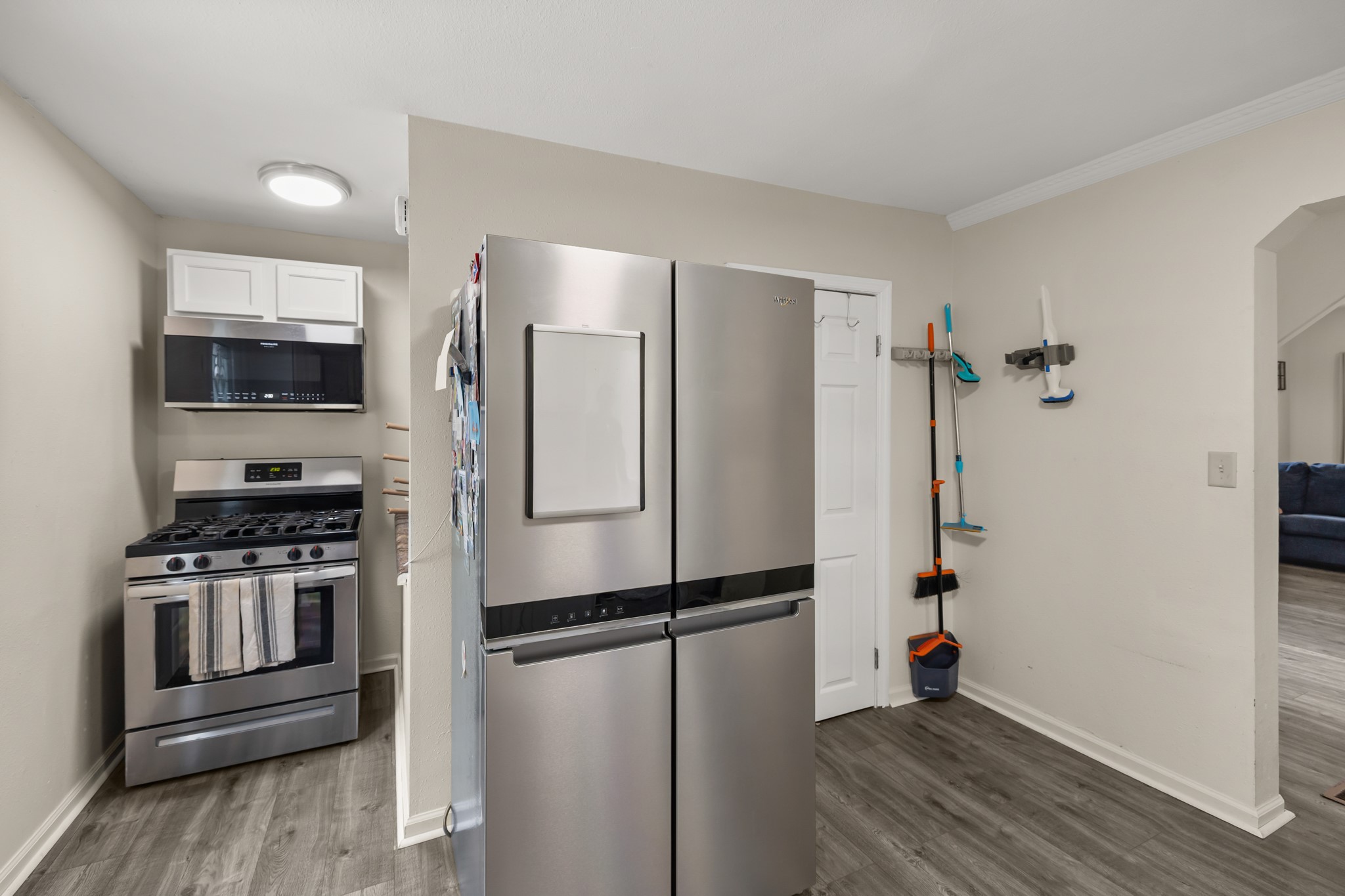 412 E Gray Street Property Photo 16