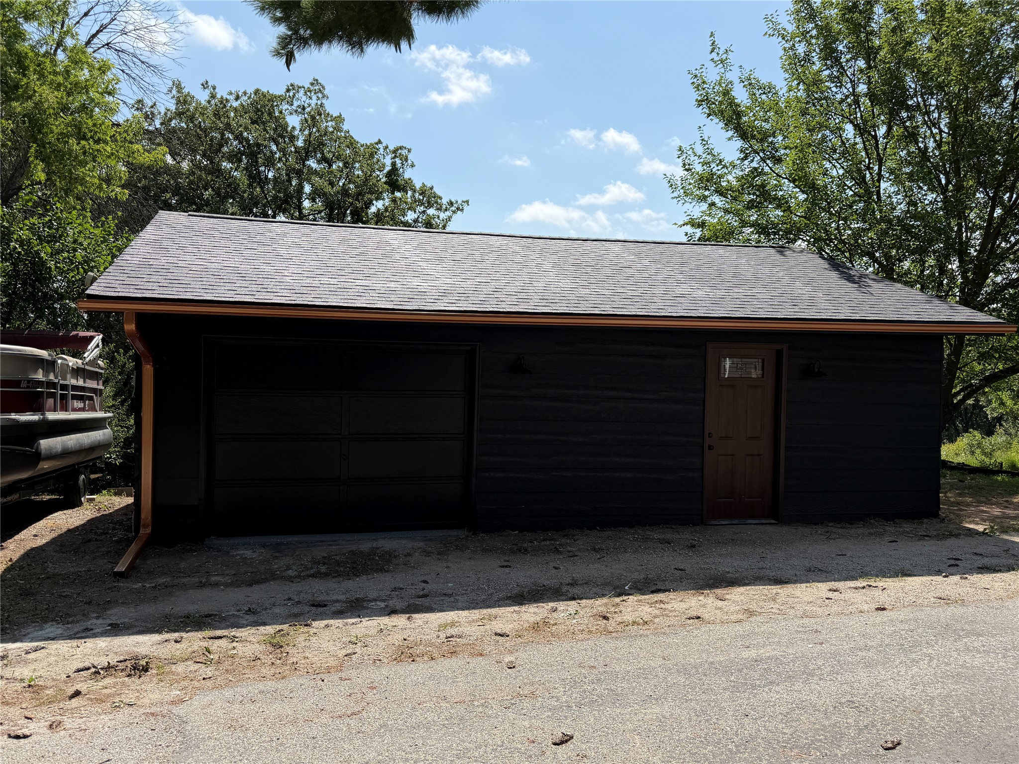 8422 Meadow Wood Drive Property Photo 1