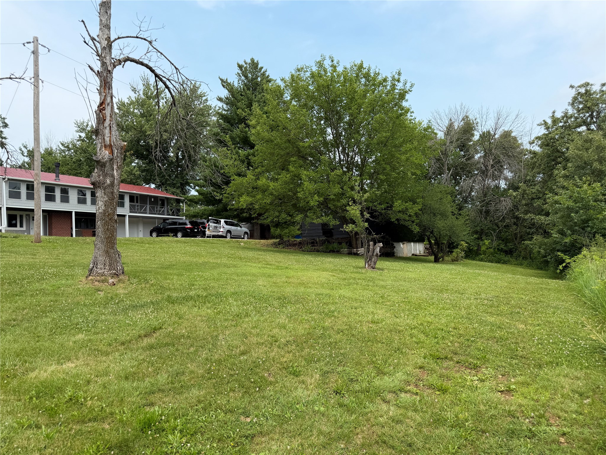 8422 Meadow Wood Drive Property Photo 16