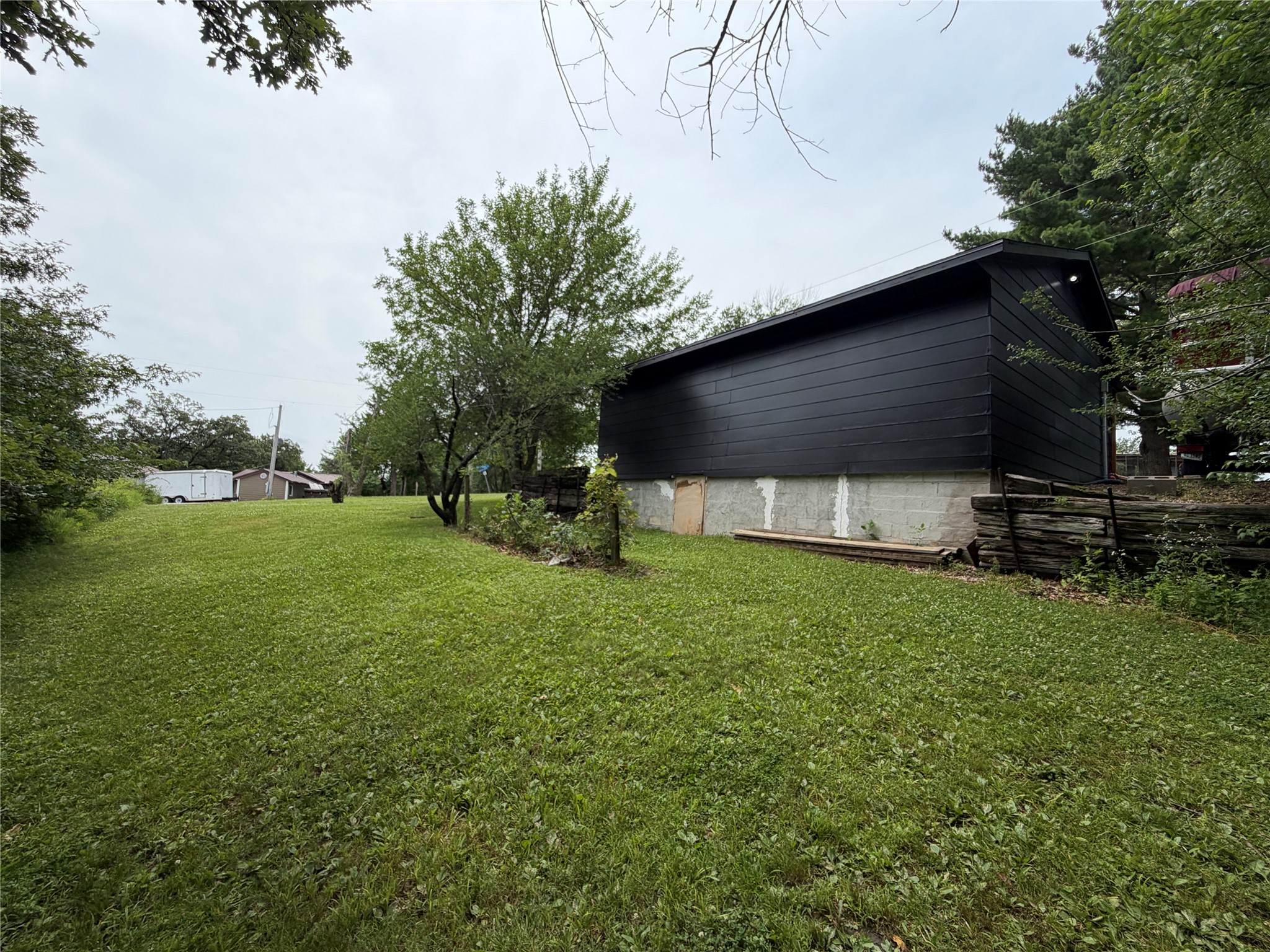 8422 Meadow Wood Drive Property Photo 19