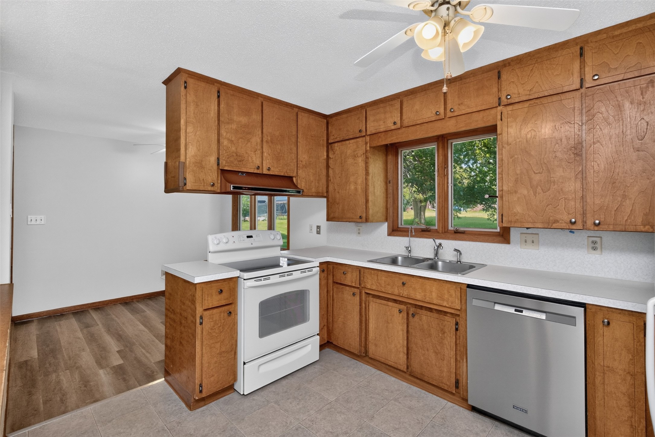 623 6th Street Property Photo 10