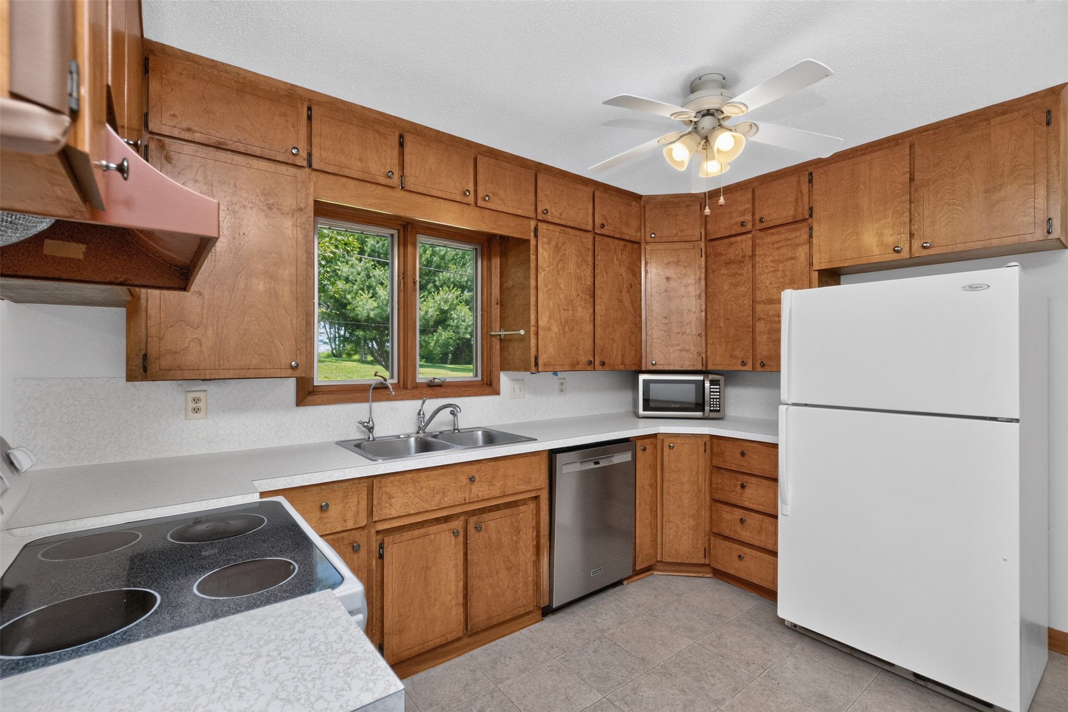 623 6th Street Property Photo 12