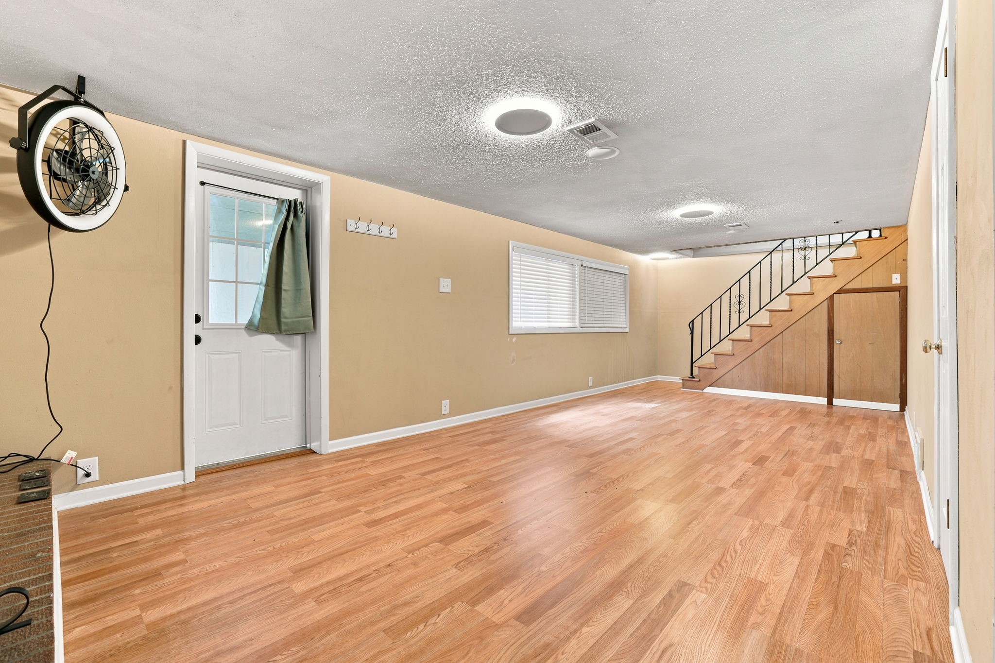 4206 43rd Street Property Photo 11