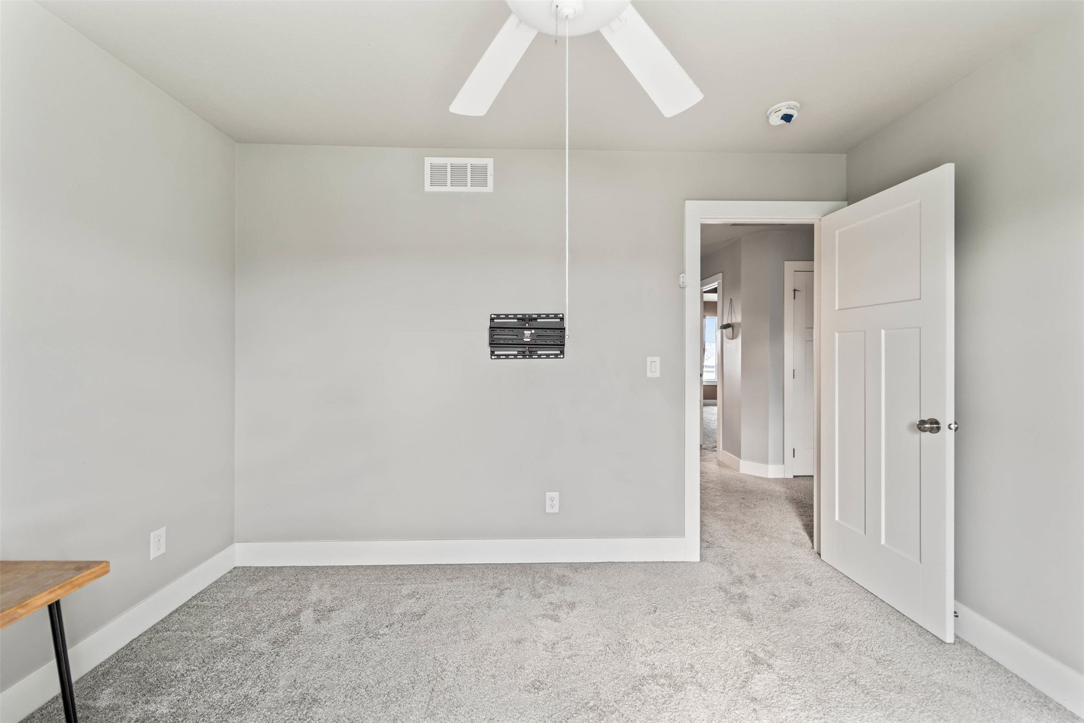620 Ne Pearl Drive Property Photo 17