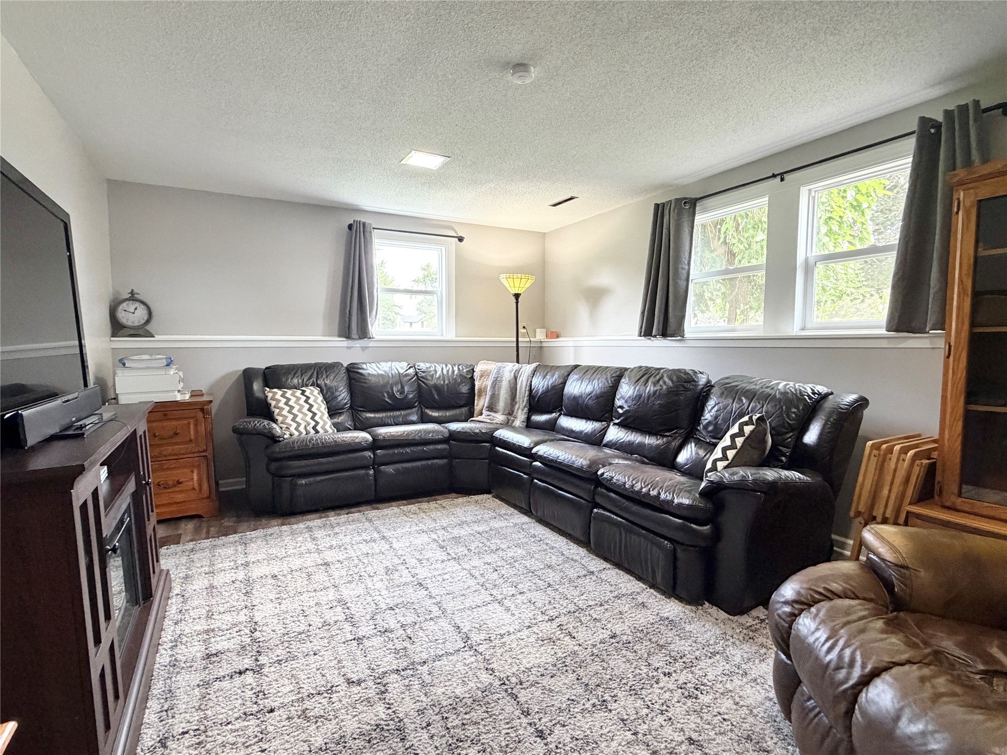 1115 N 9th Avenue E Property Photo 19