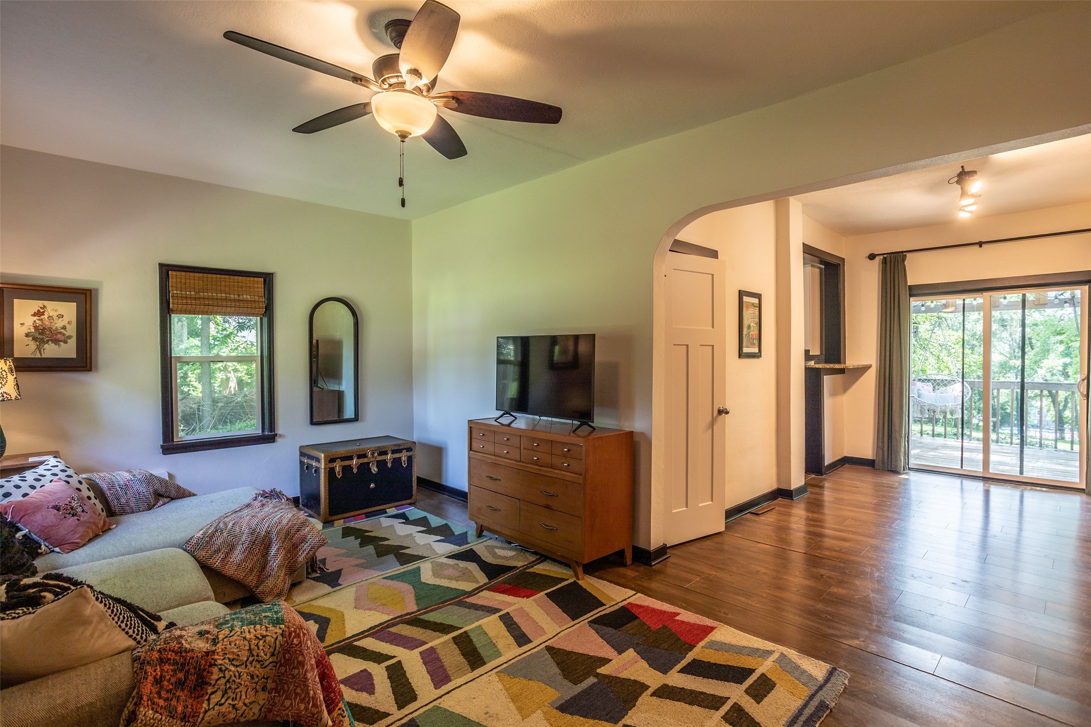 202 Hillside Avenue Property Photo 6