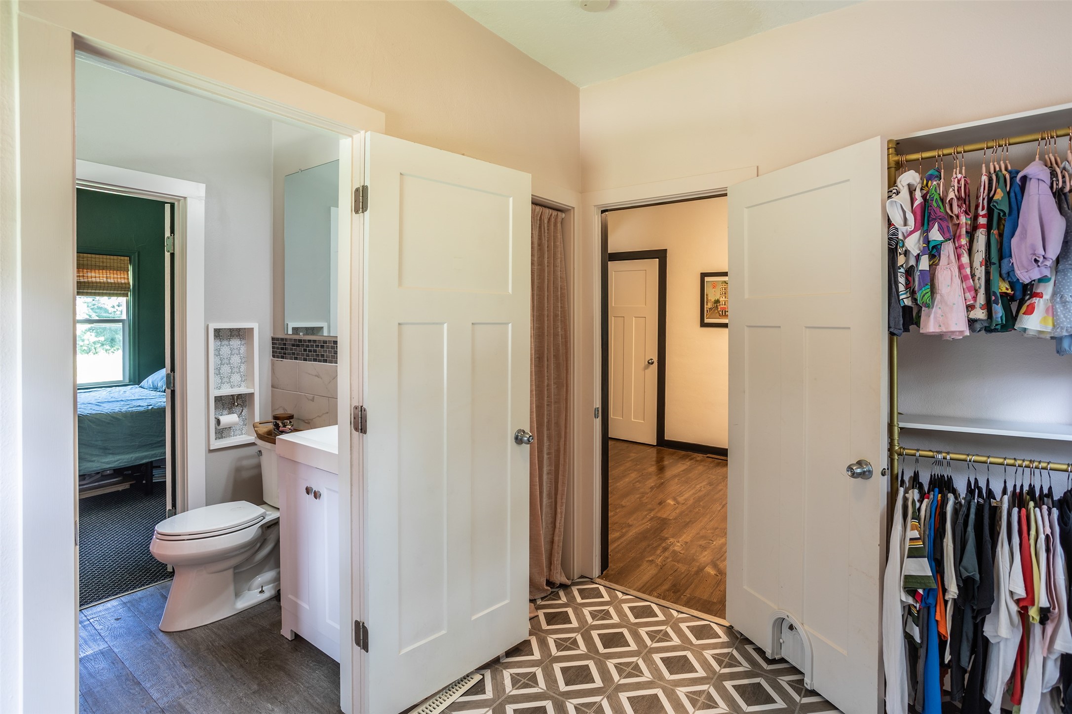 202 Hillside Avenue Property Photo 12