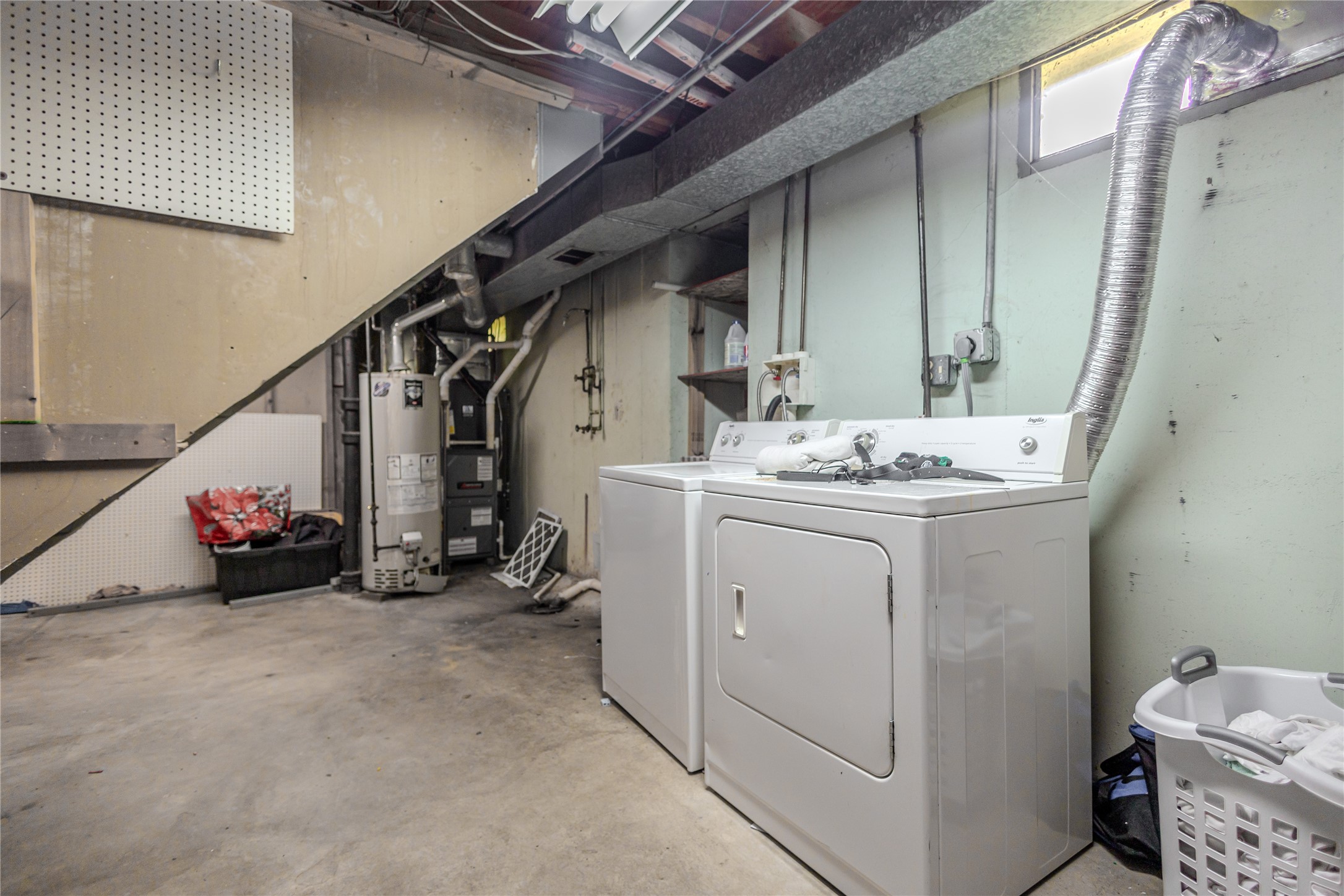 2507 E Tiffin Avenue Property Photo 16