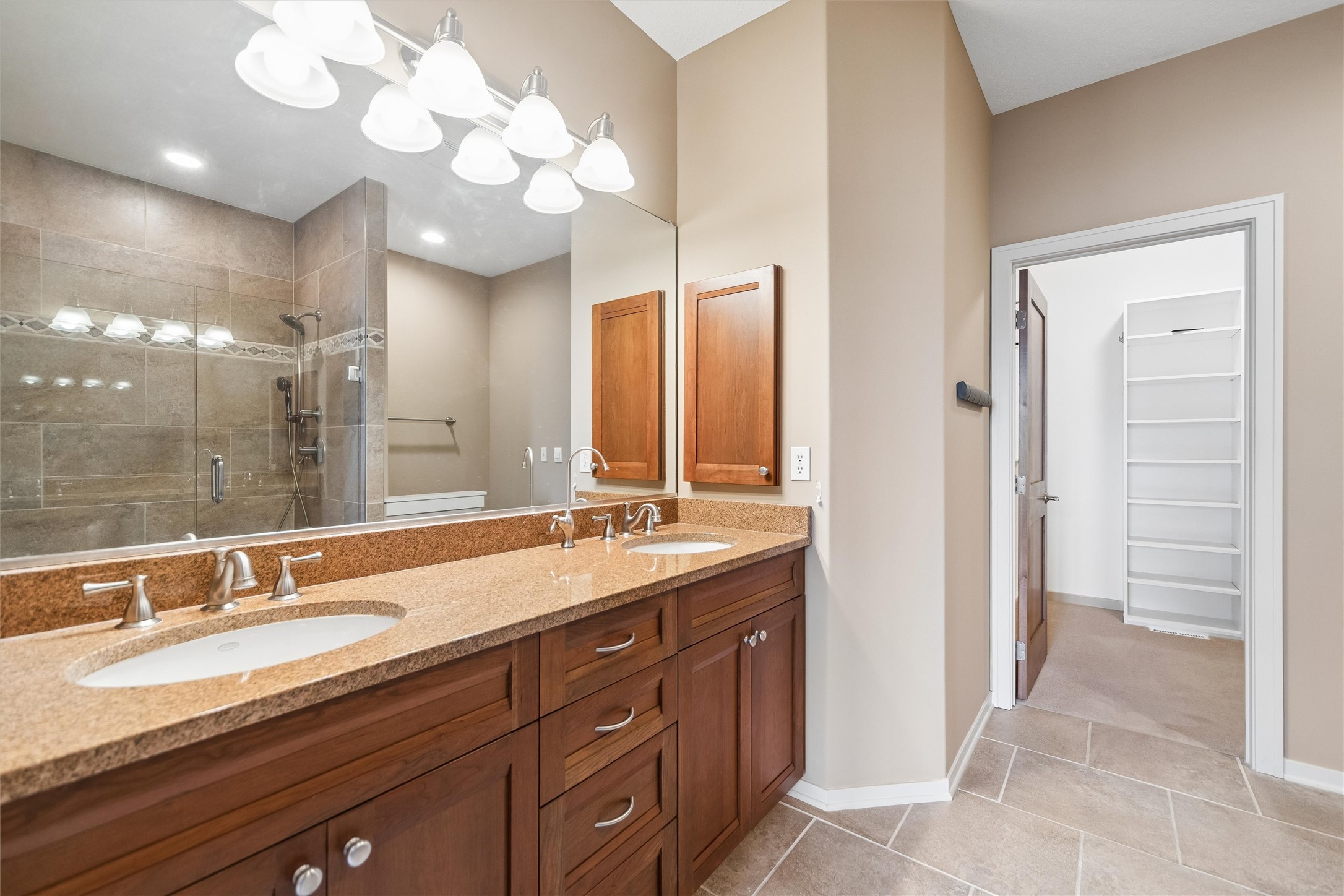 5615 Flagstone Way Property Photo 11