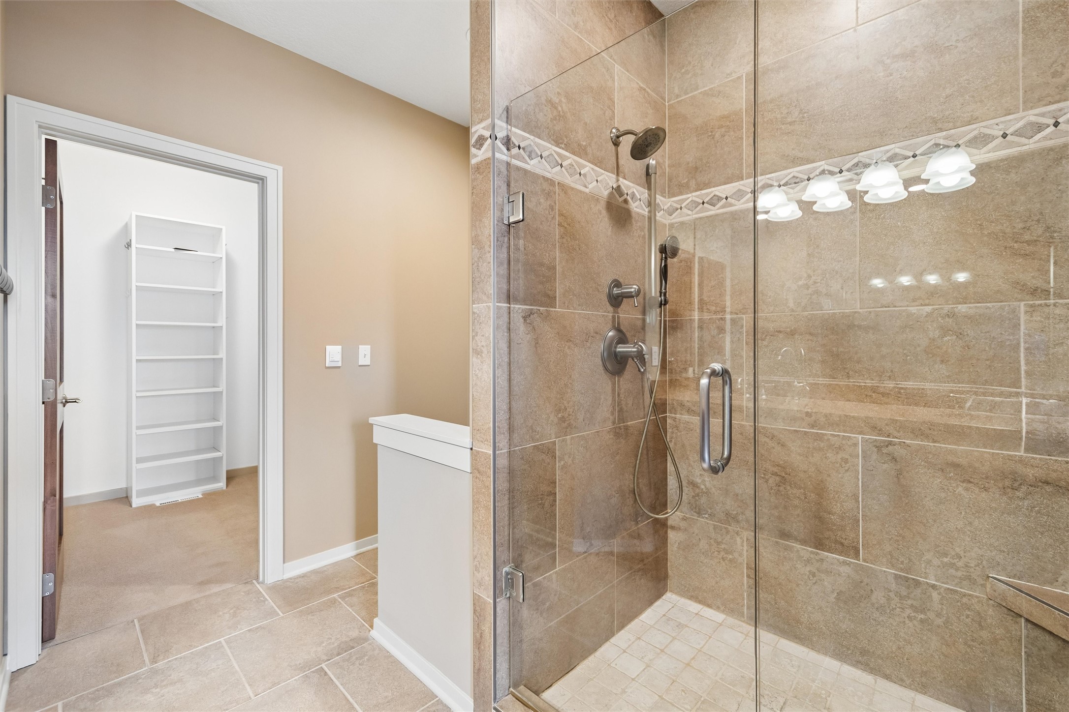5615 Flagstone Way Property Photo 12