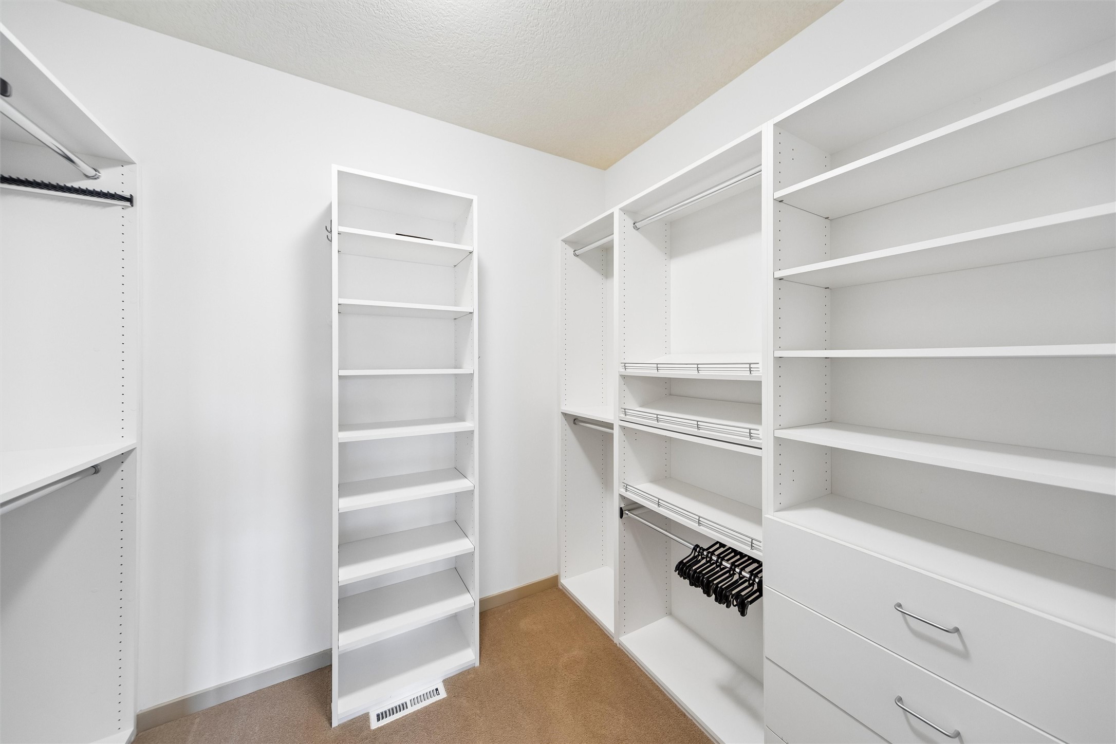 5615 Flagstone Way Property Photo 13