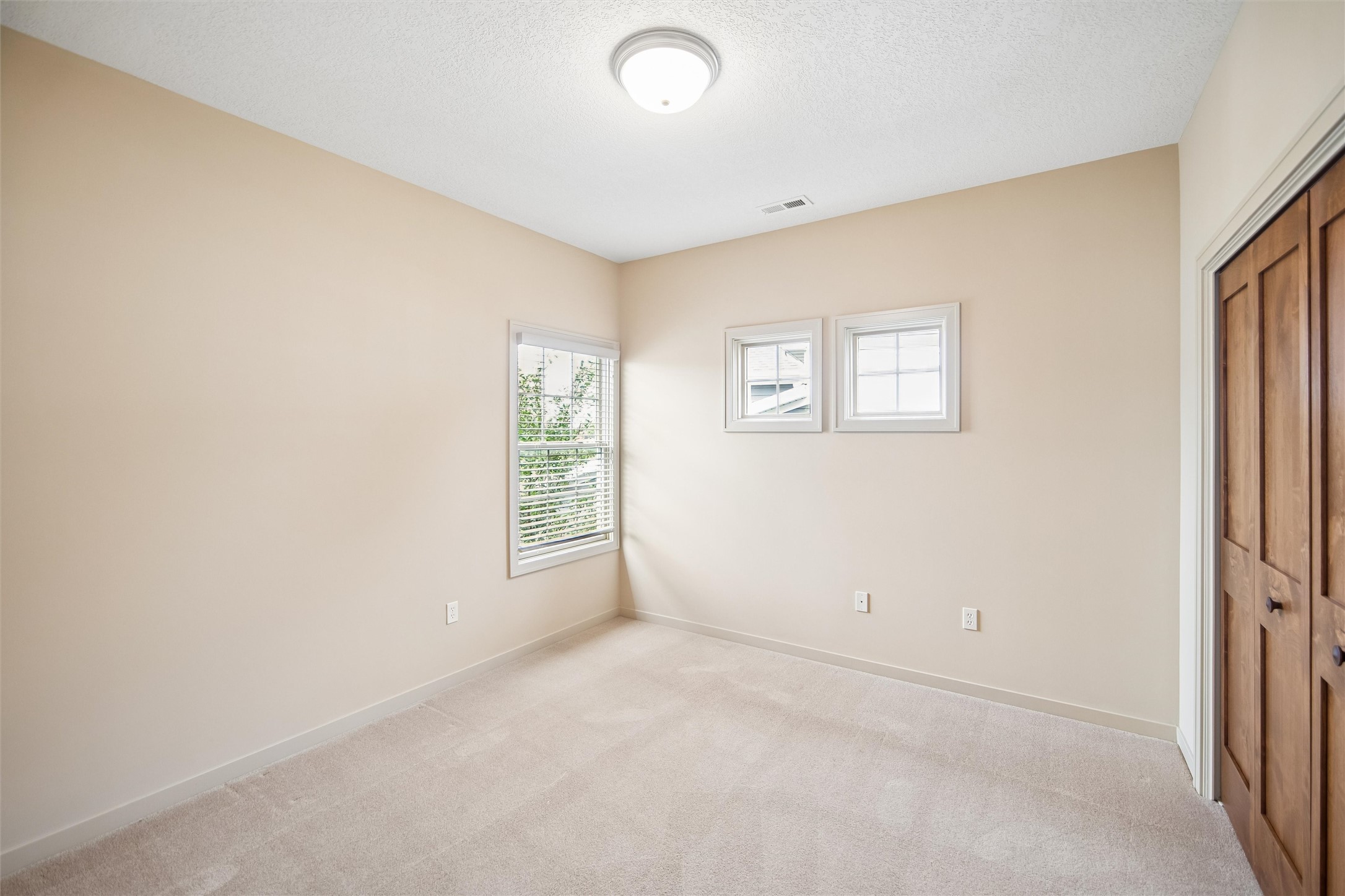5615 Flagstone Way Property Photo 18