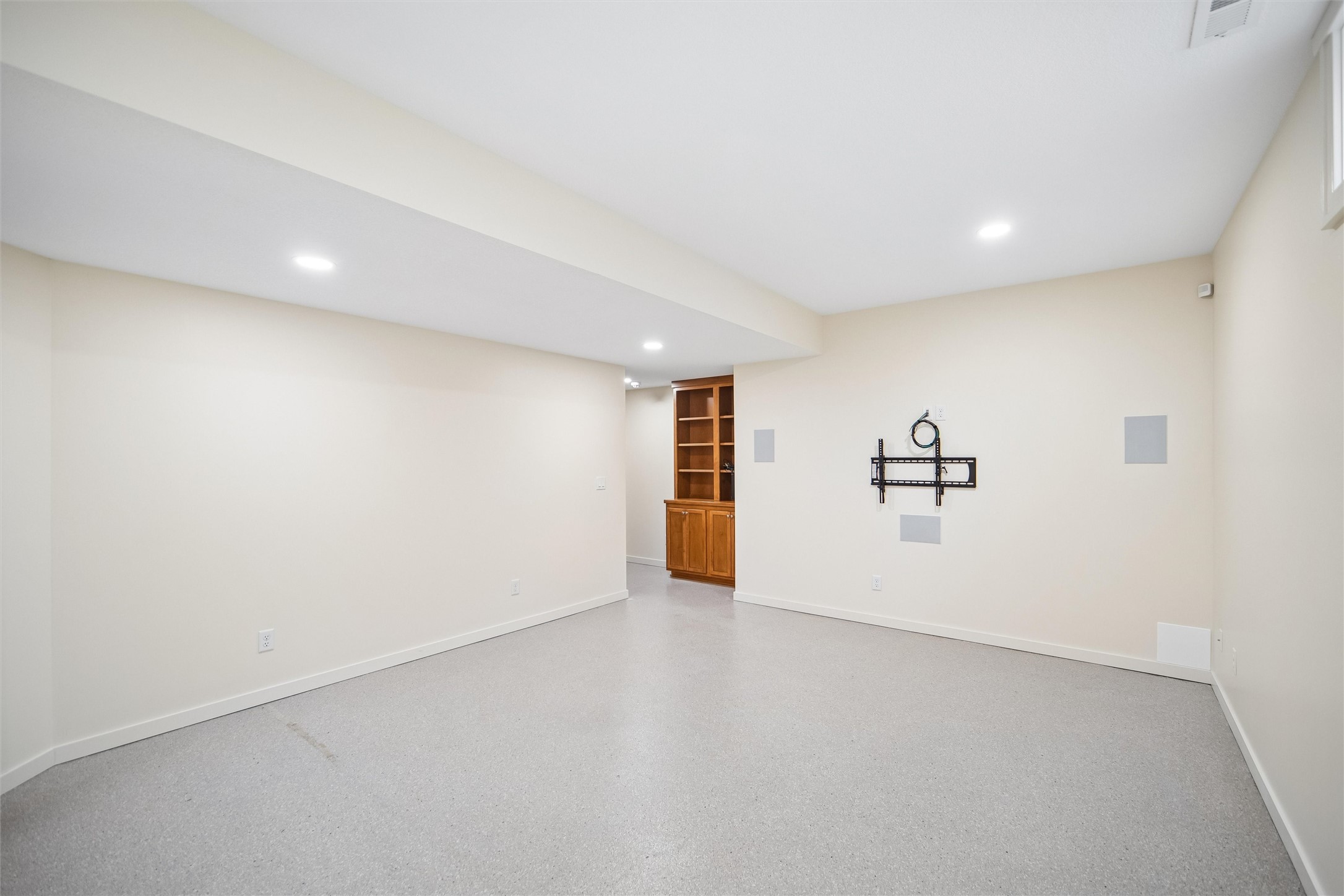 5615 Flagstone Way Property Photo 22