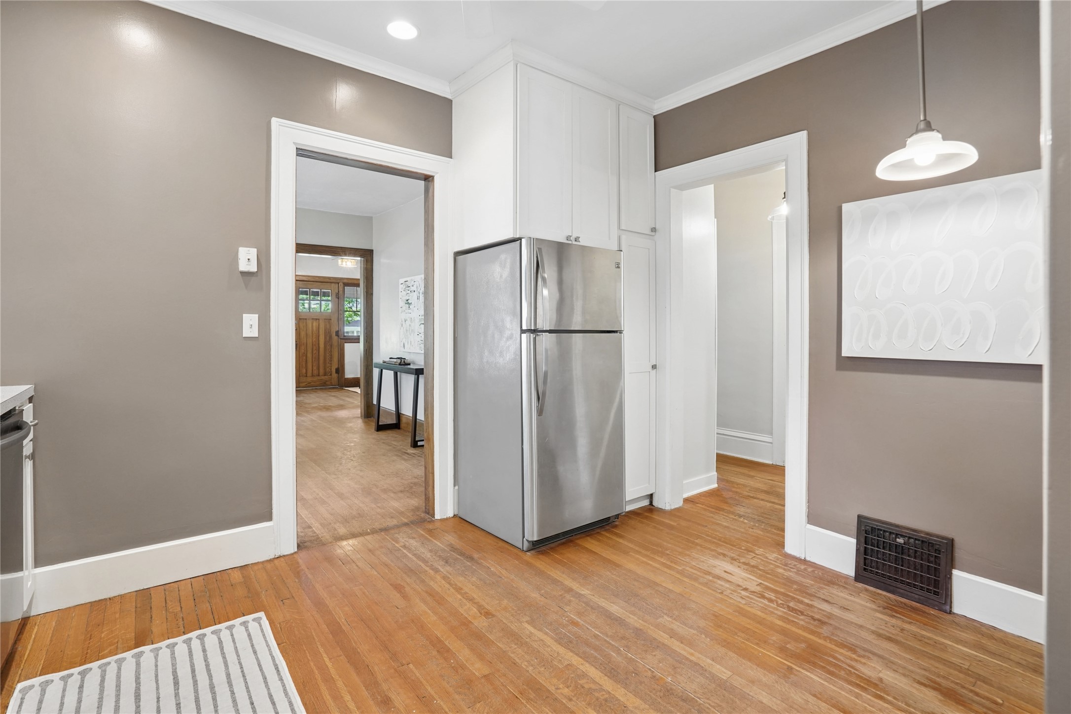 1323 46th Street Property Photo 14