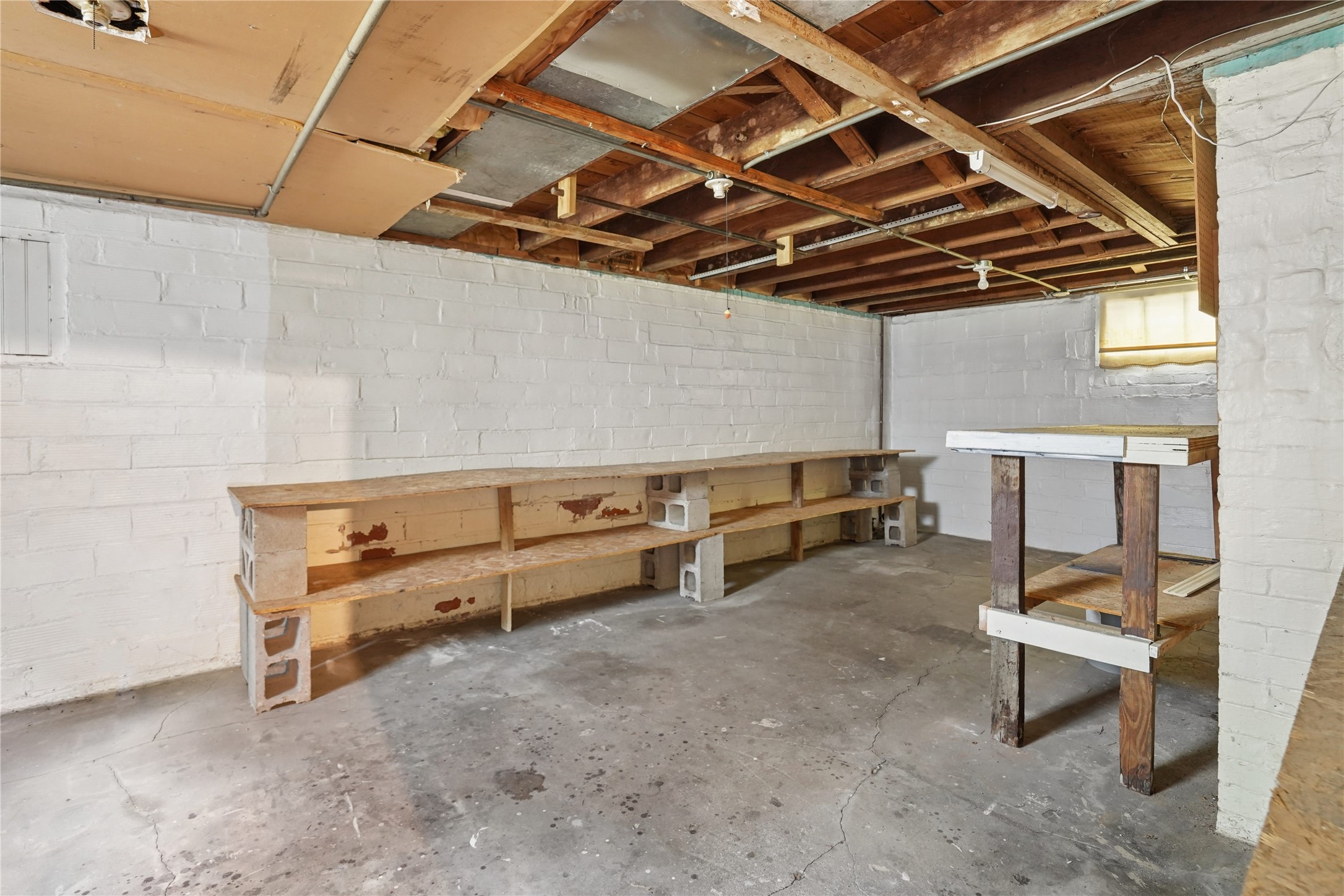 1323 46th Street Property Photo 23