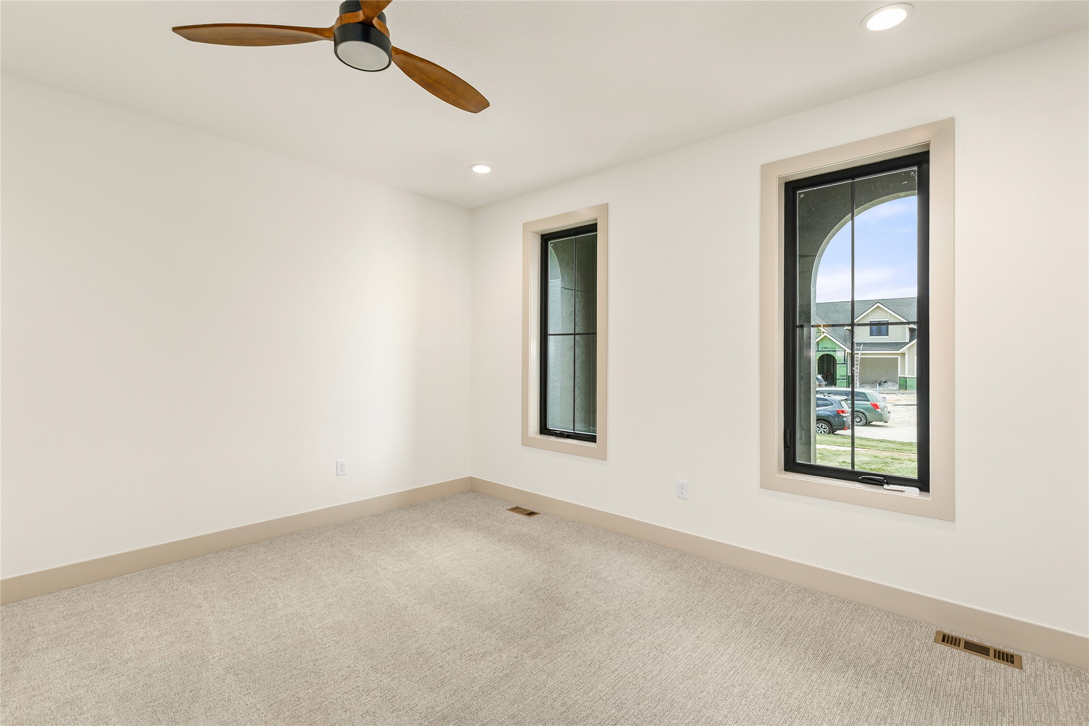 1348 S Auburn Place Property Photo 16