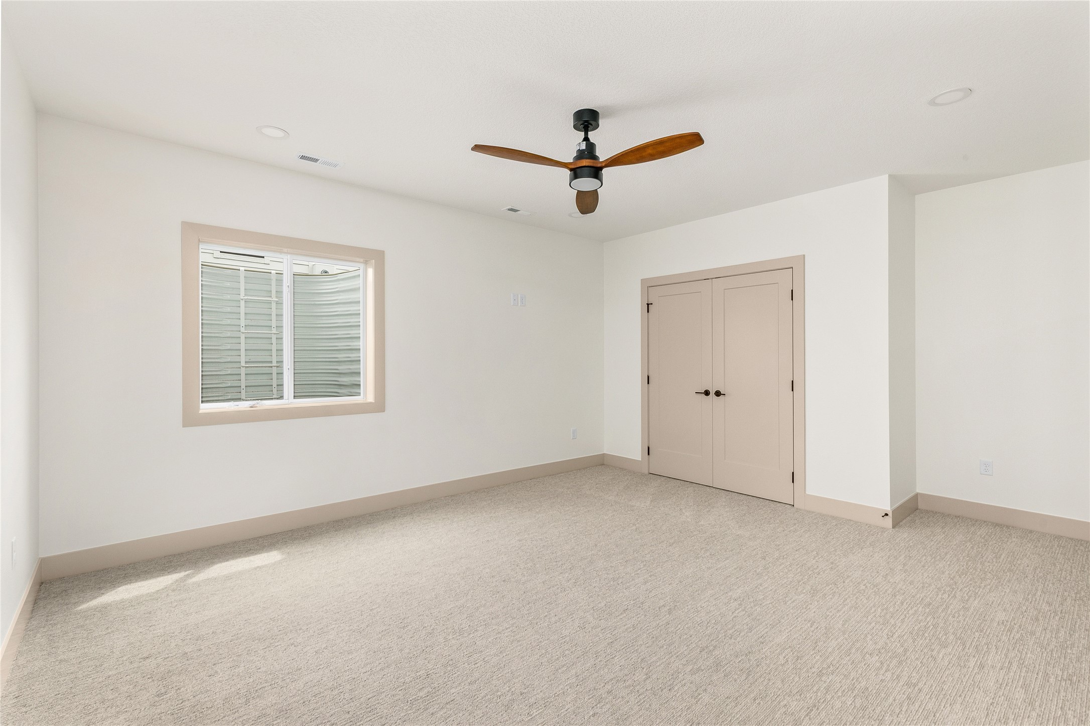 1348 S Auburn Place Property Photo 30