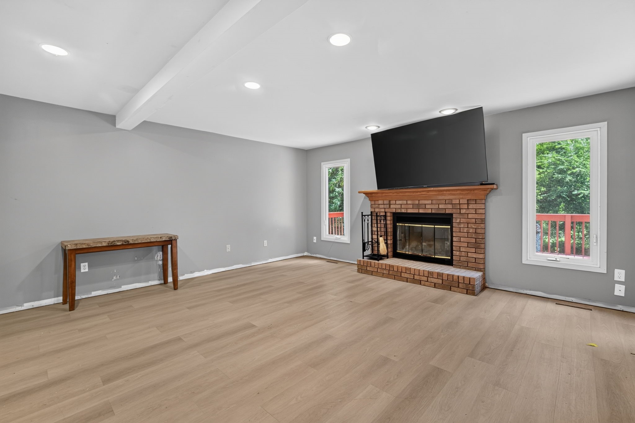 3889 92nd Drive Property Photo 7