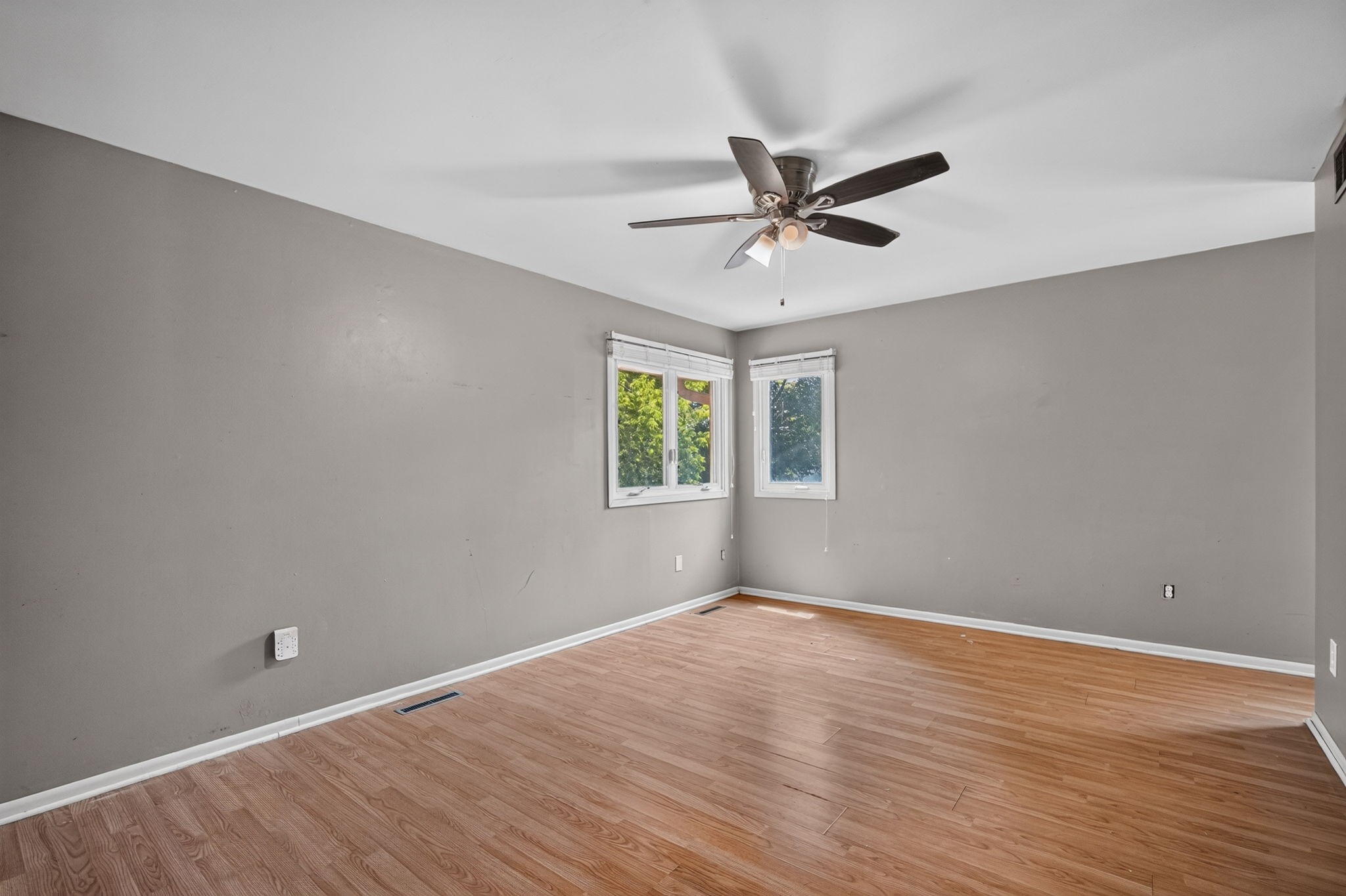 3889 92nd Drive Property Photo 20