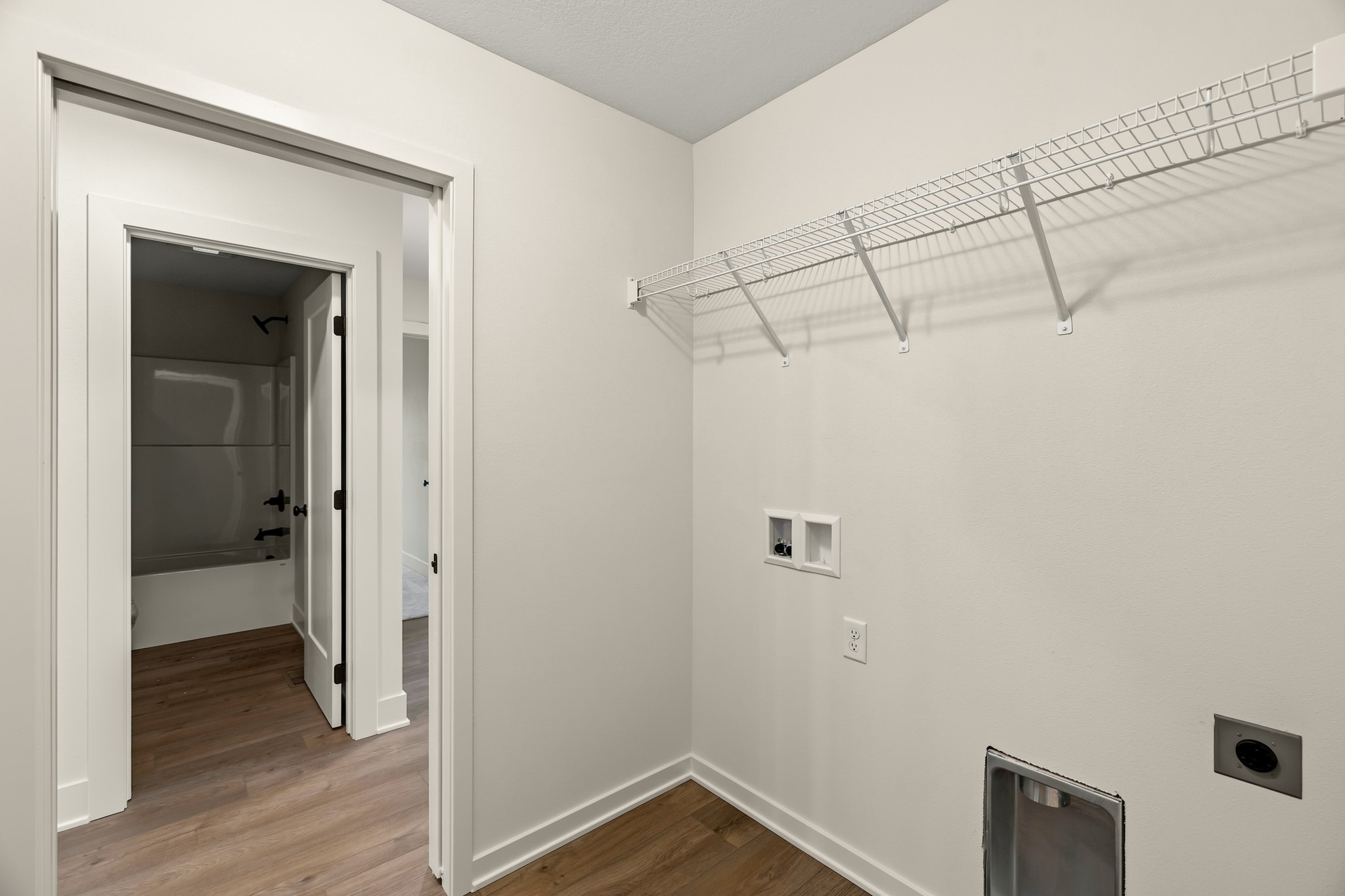 1003 Shady Lane Drive Property Photo 16