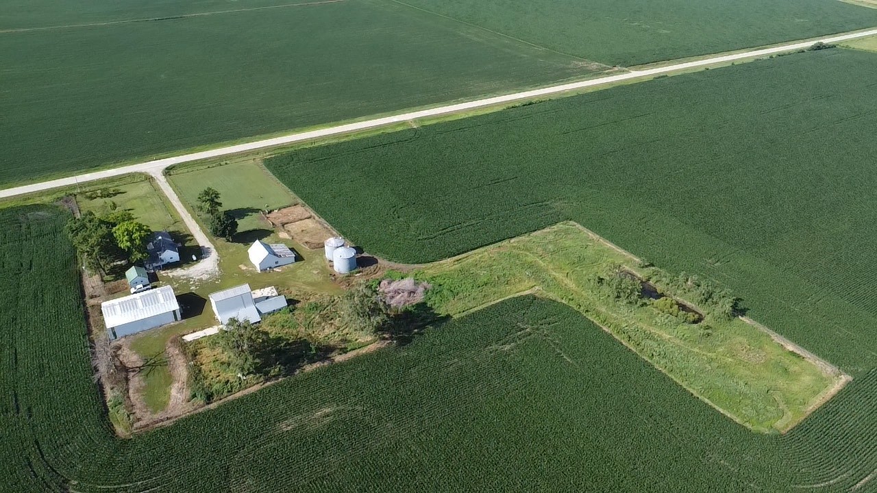 3211 160th Road Property Photo 3